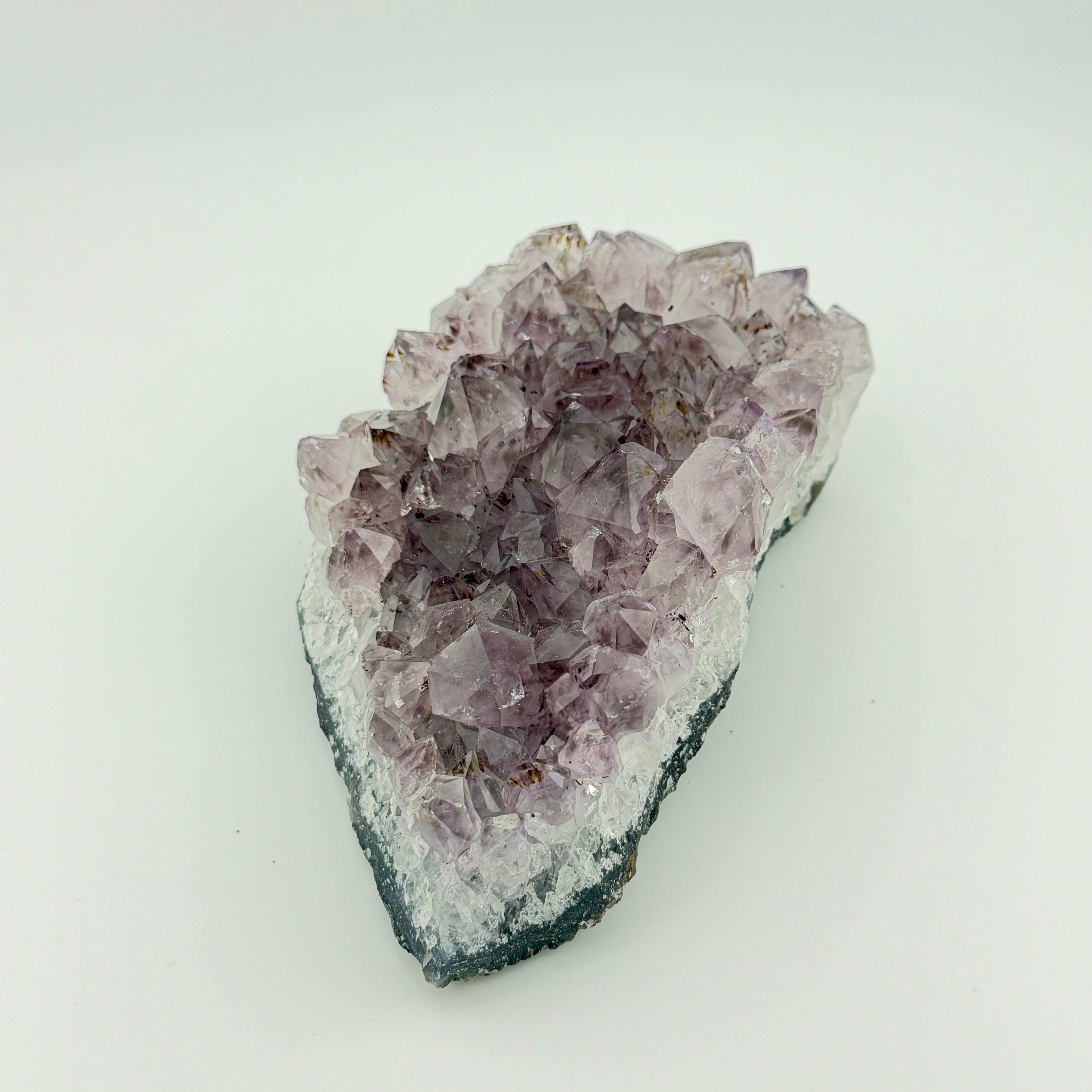 Amethystdrusenstück – B-Qualität – Brasilien – Unikat 06 (ca. 0,8 kg)