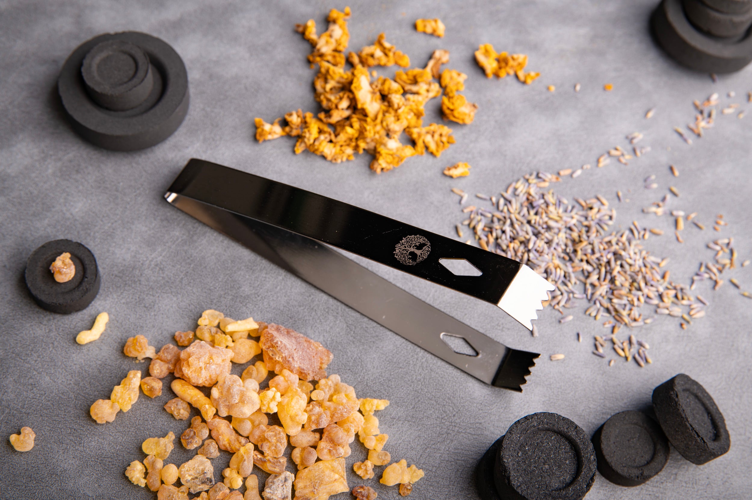 Räucherzange mit Yggdrasil