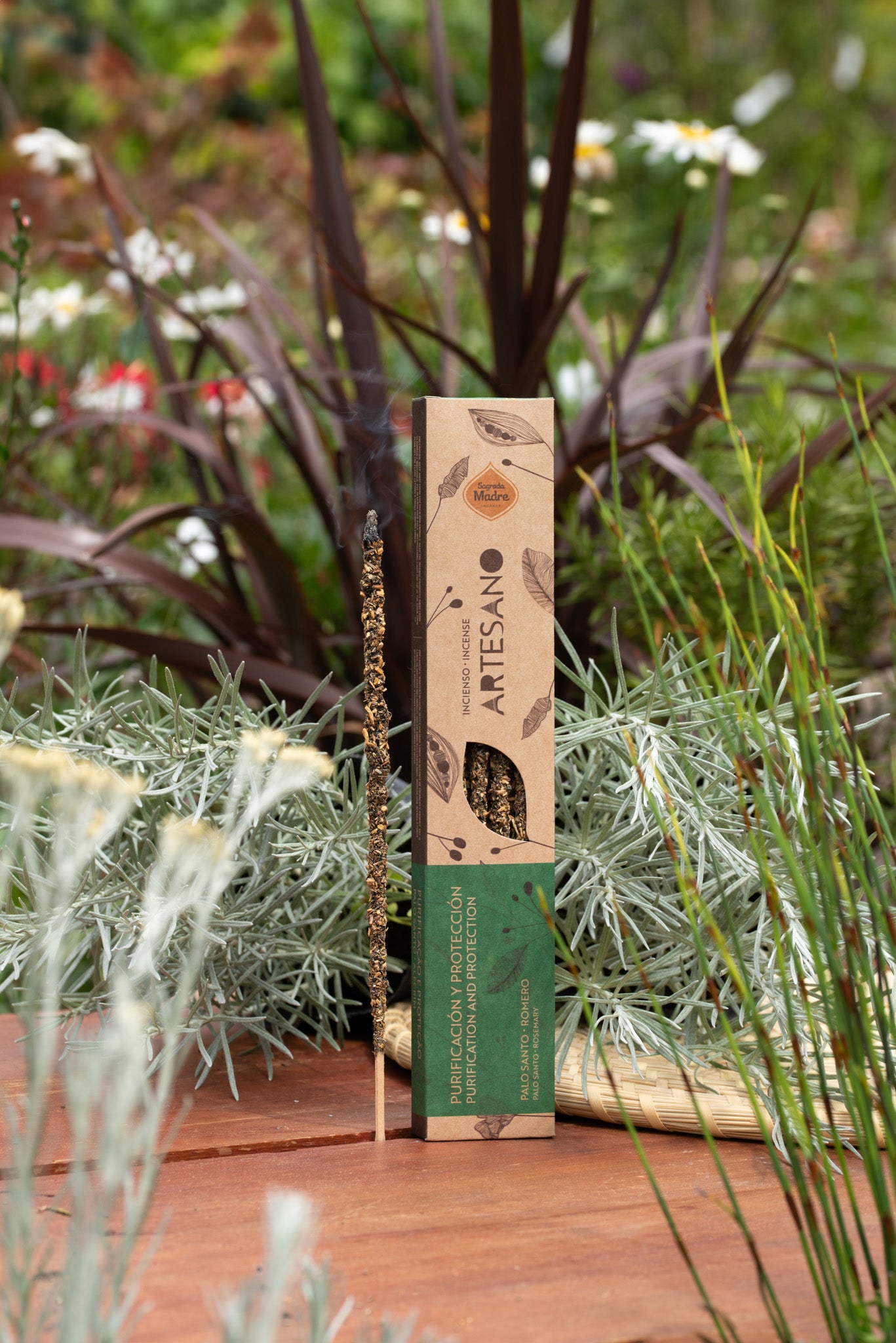 Sagrada Madre - Artesano - Palo Santo & Rosmarin - Räucherstäbchen