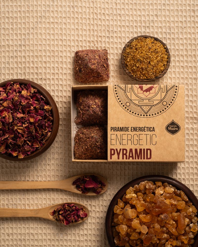 Sagrada Madre - Energética - Räucherpyramiden Rosen