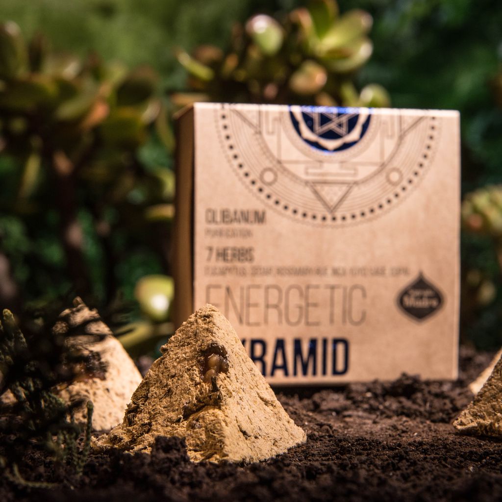 Sagrada Madre - Energética - Räucherpyramiden Weihrauch & 7 Kräuter