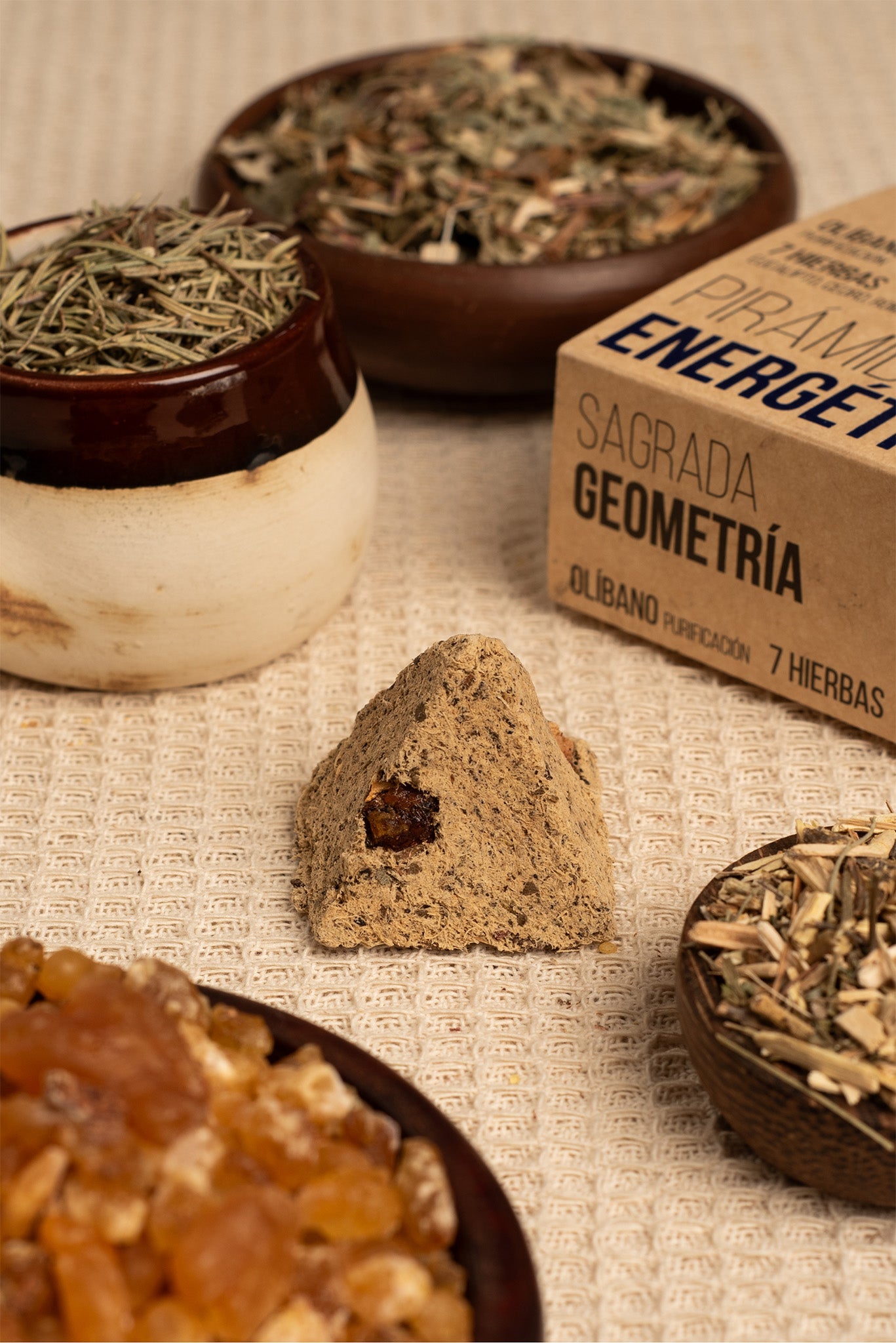 Sagrada Madre - Energética - Räucherpyramiden Weihrauch & 7 Kräuter