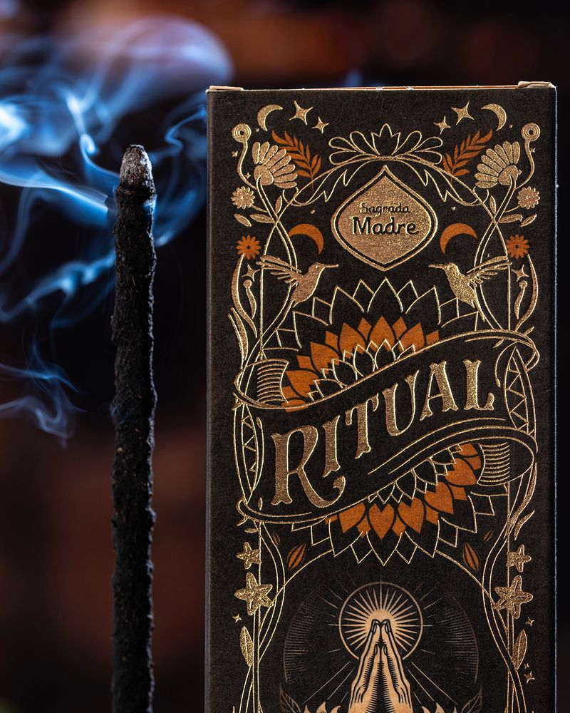 Sagrada Madre - Ritual - Grateful (Dankbarkeit) - Astral Lavender - Räucherstäbchen - 6 Stk.