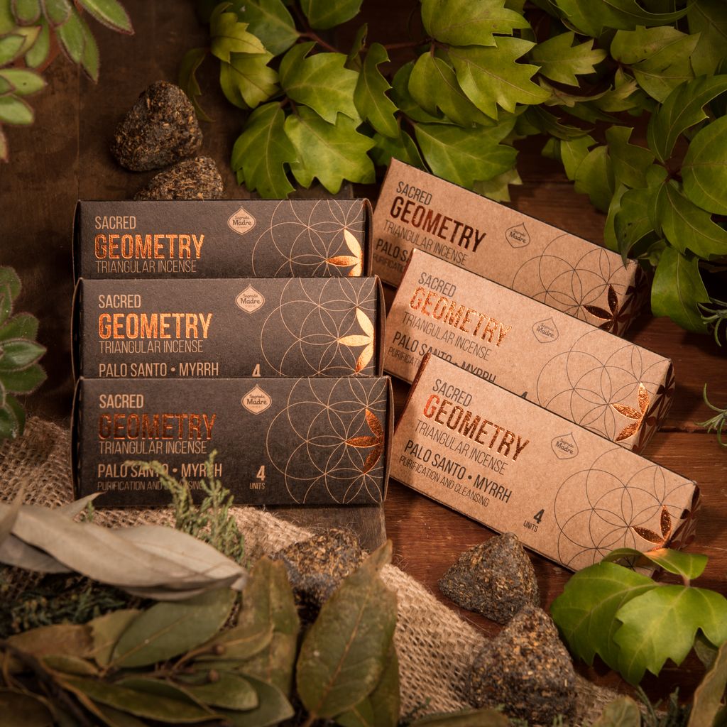 Sagrada Madre - Sacred Geometry - Dreieck-Räucherkegel - Palo Santo & Myrrhe