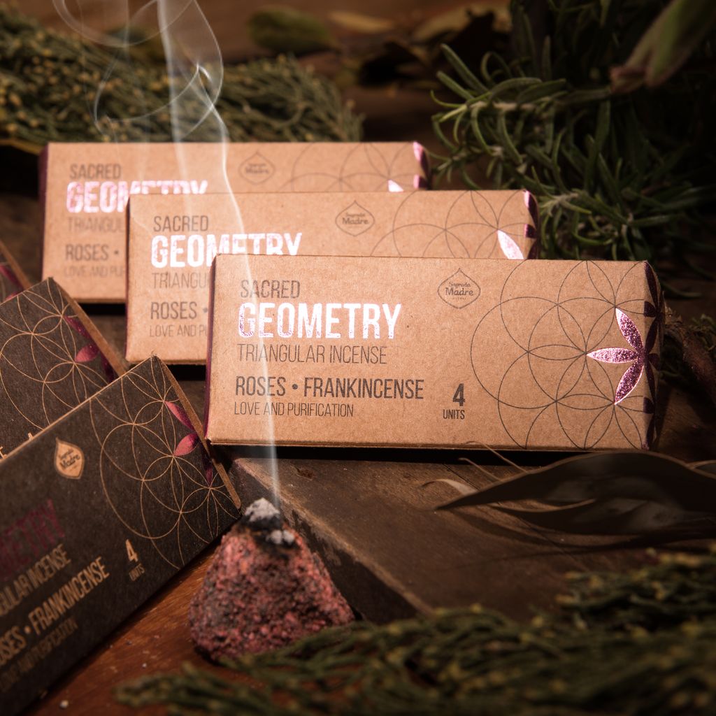 Sagrada Madre - Sacred Geometry - Dreieck-Räucherkegel - Rosen & Weihrauch