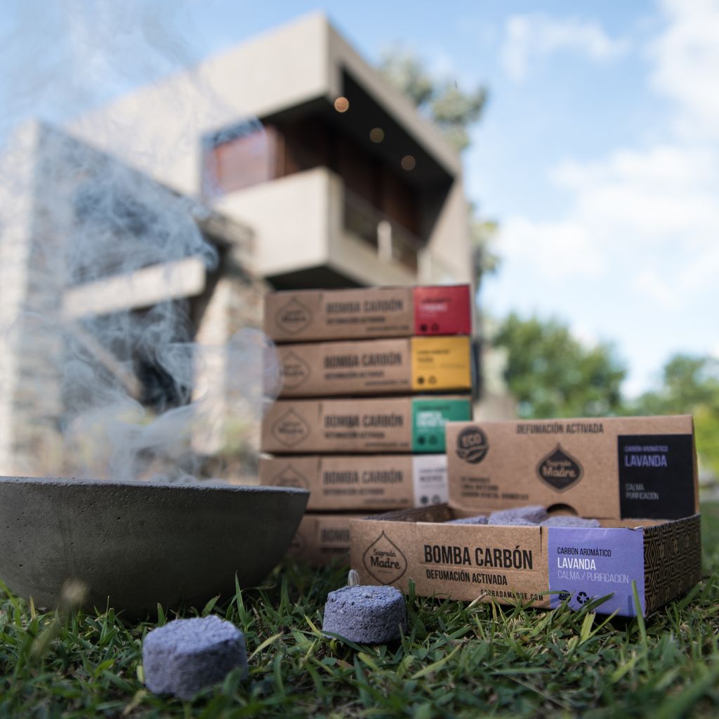 Sagrada Madre – Bomba Carbón - Aktiv-Räucherkohle - Lavendel - 24 Stk.