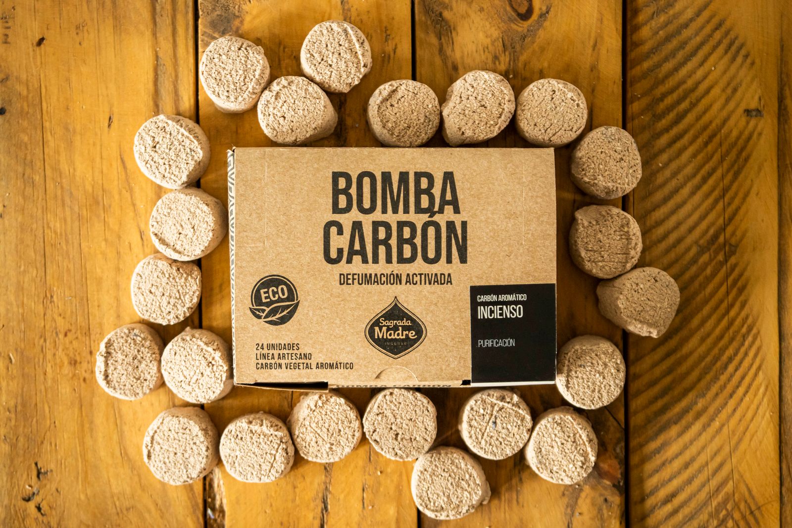 Sagrada Madre – Bomba Carbón - Aktiv-Räucherkohle - Weihrauch - 24 Stk.