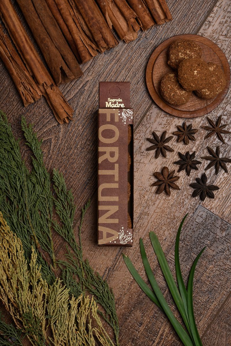 Sagrada Madre – Bombita Herbal - Räucherkugeln - Glück - 4 Stk.