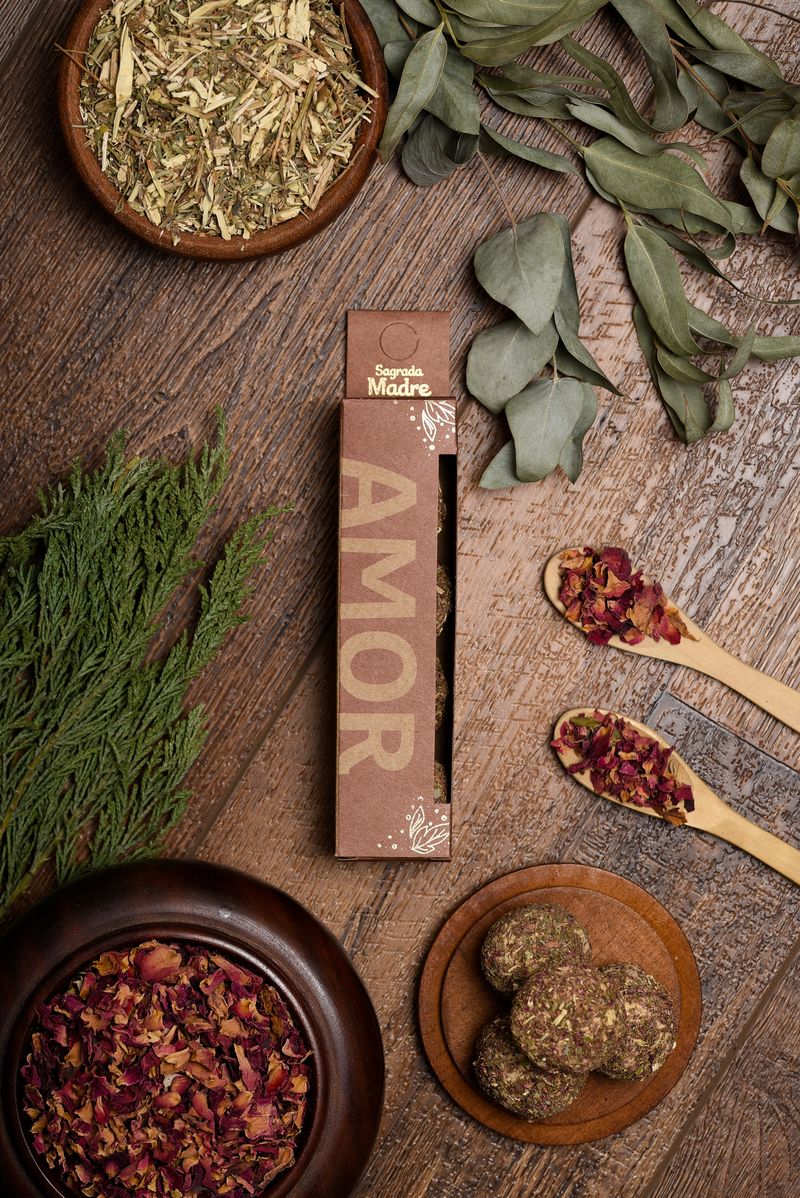 Sagrada Madre – Bombita Herbal - Räucherkugeln - Liebe - 4 Stk.