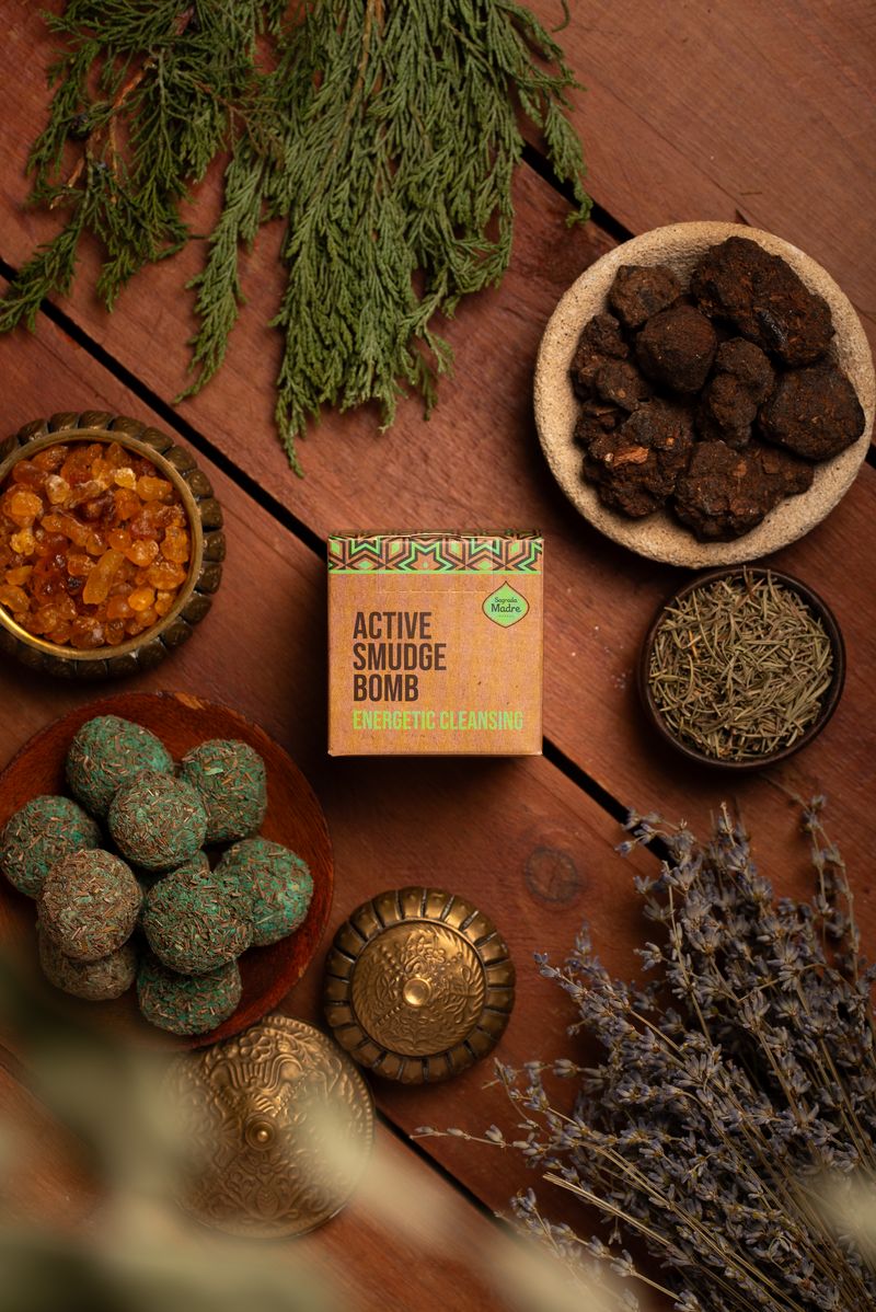 Sagrada Madre – Bombitas - Aktiv Räucherkugeln - Energetische Reinigung – 8 Stk.