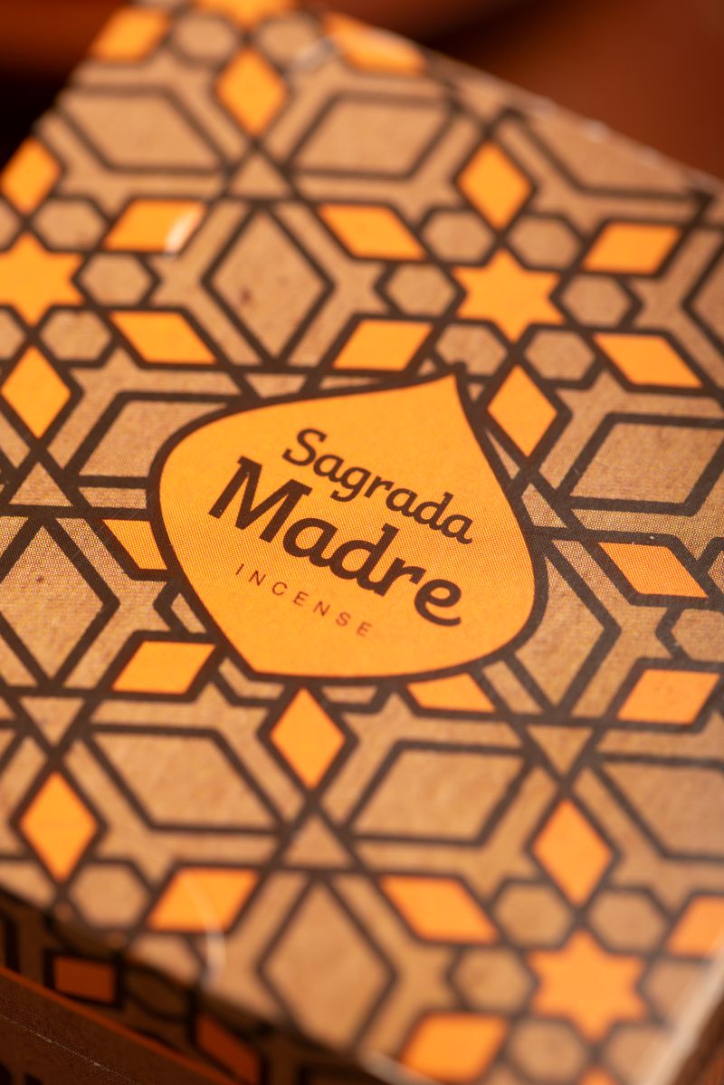 Sagrada Madre – Bombitas - Aktiv Räucherkugeln - Palo Santo – 8 Stk.