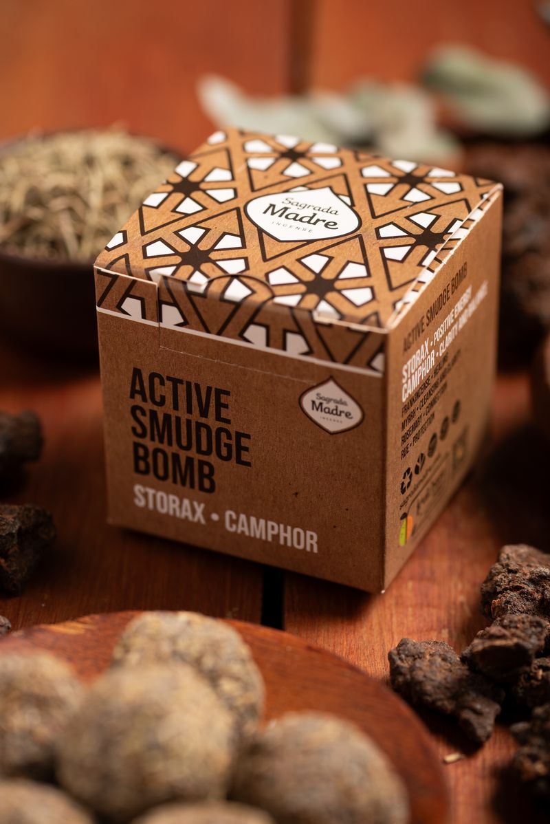 Sagrada Madre – Bombitas - Aktiv Räucherkugeln - Styrax & Kampfer – 8 Stk.