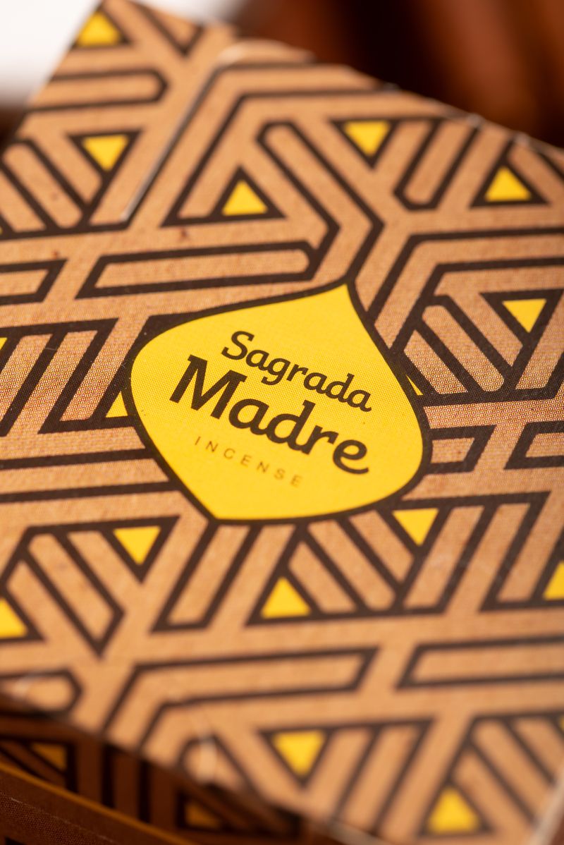 Sagrada Madre – Bombitas - Aktiv Räucherkugeln - Yagra & Zimt – 8 Stk.