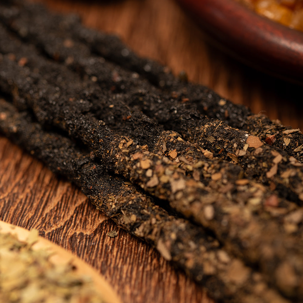 Sagrada Madre – DUO Räucherstäbchen - 7 Kräfte & Neuanfang - Weihrauch & Kräuter - 6 Stk.