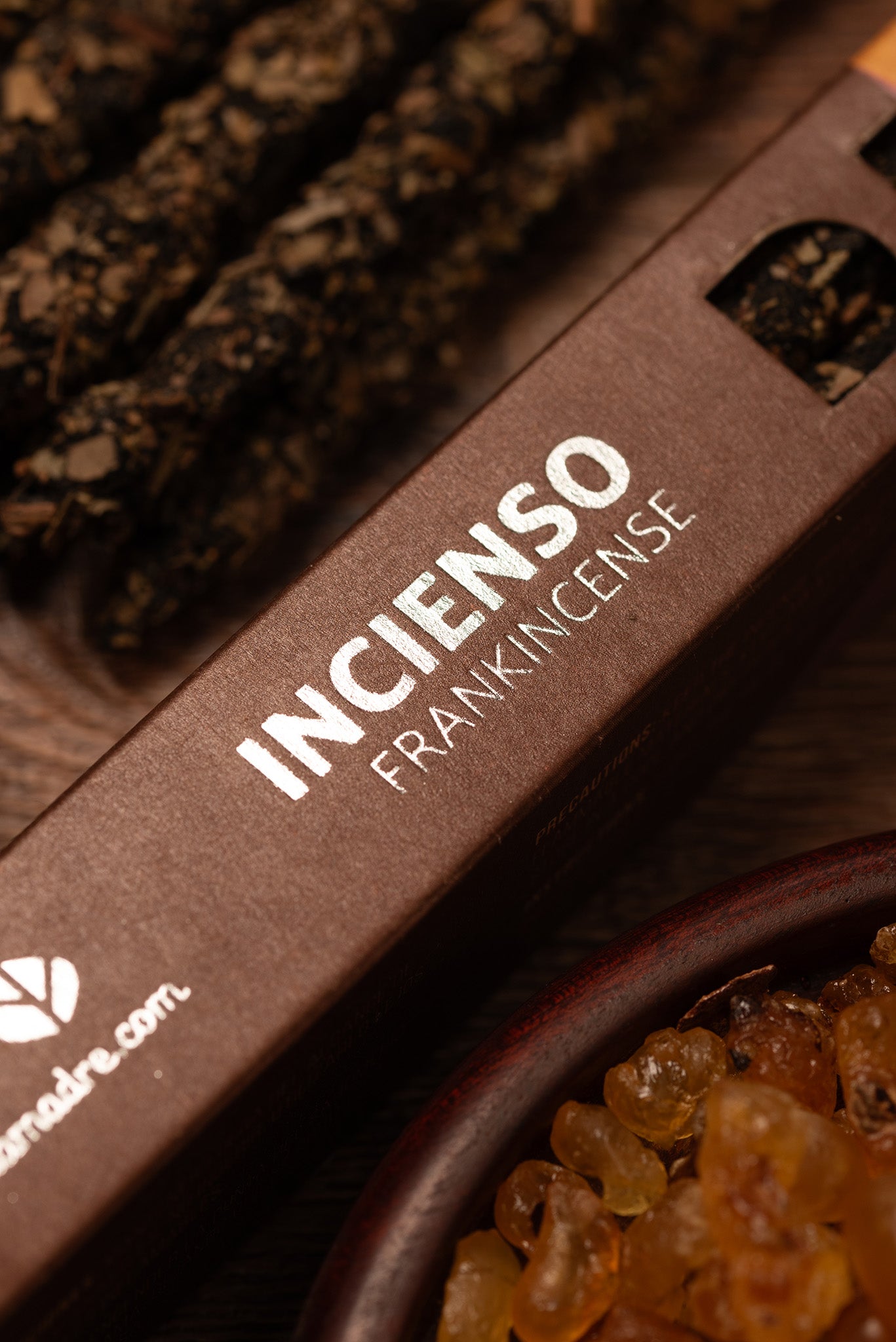 Sagrada Madre – DUO Räucherstäbchen - 7 Kräfte & Neuanfang - Weihrauch & Kräuter - 6 Stk.