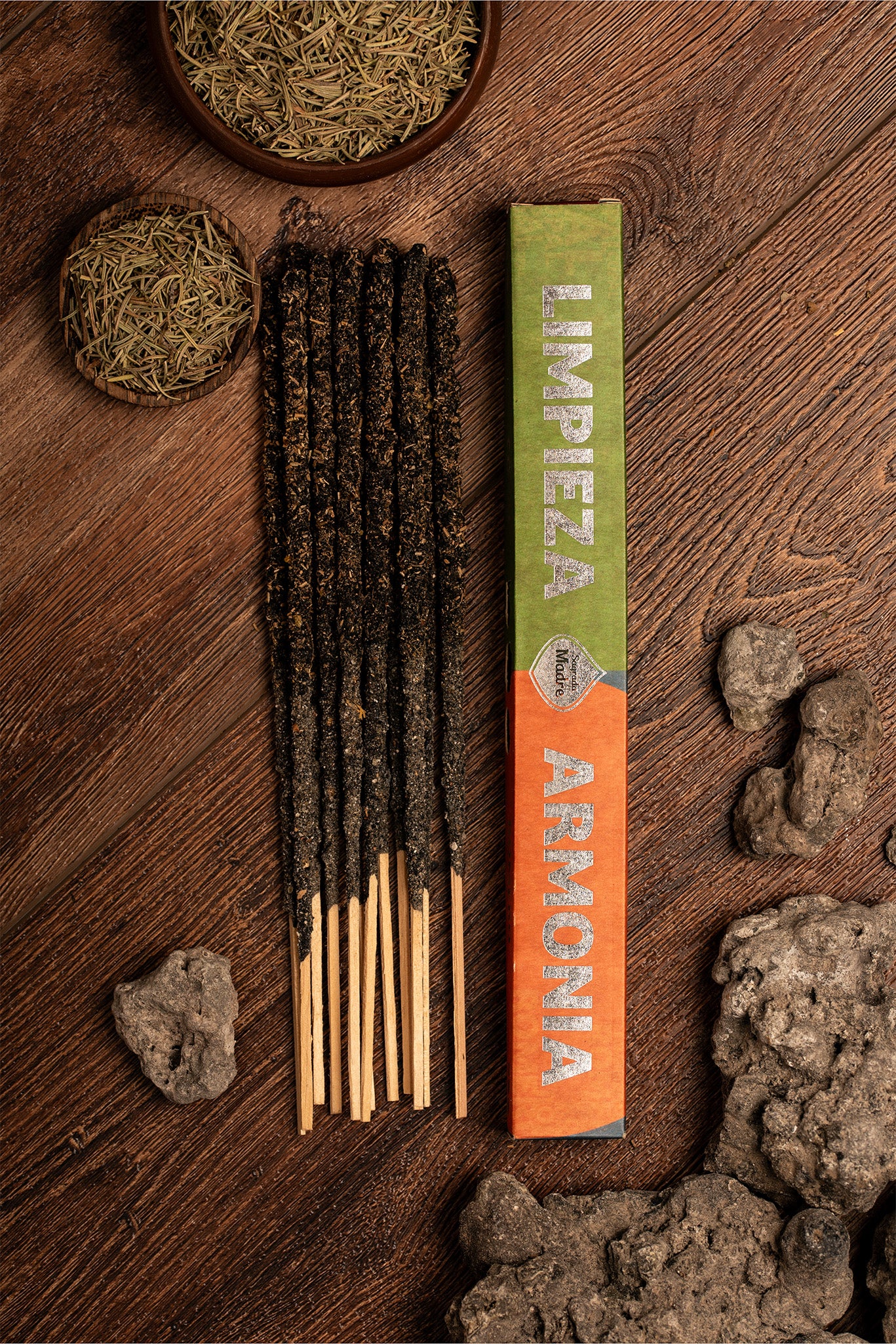 Sagrada Madre – DUO Räucherstäbchen - Reinigung & Harmonie - Copal & Rosmarin - 6 Stk.