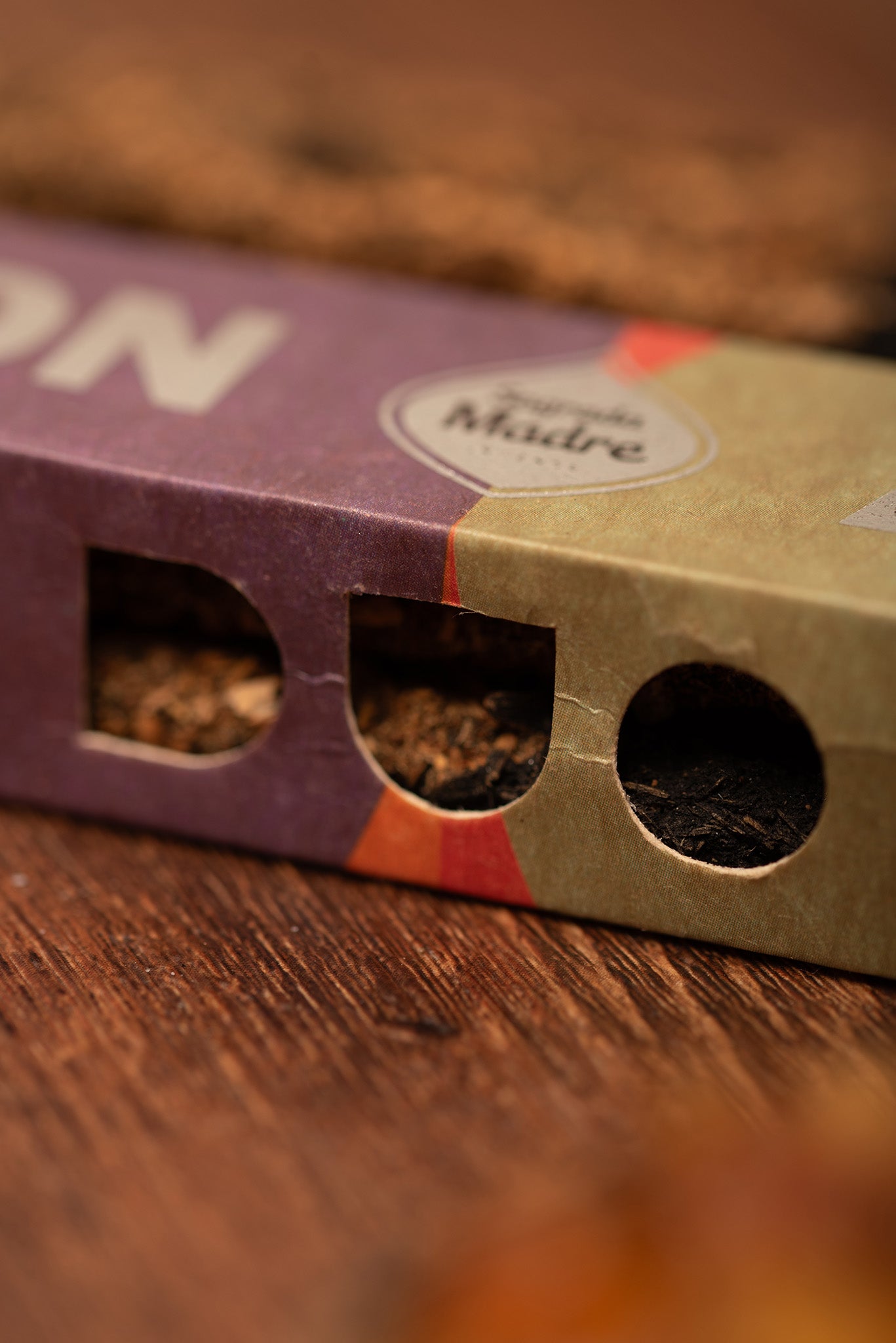 Sagrada Madre – DUO Räucherstäbchen - Heilung & Öffnung - Palo Santo & Weihrauch - 6 Stk.