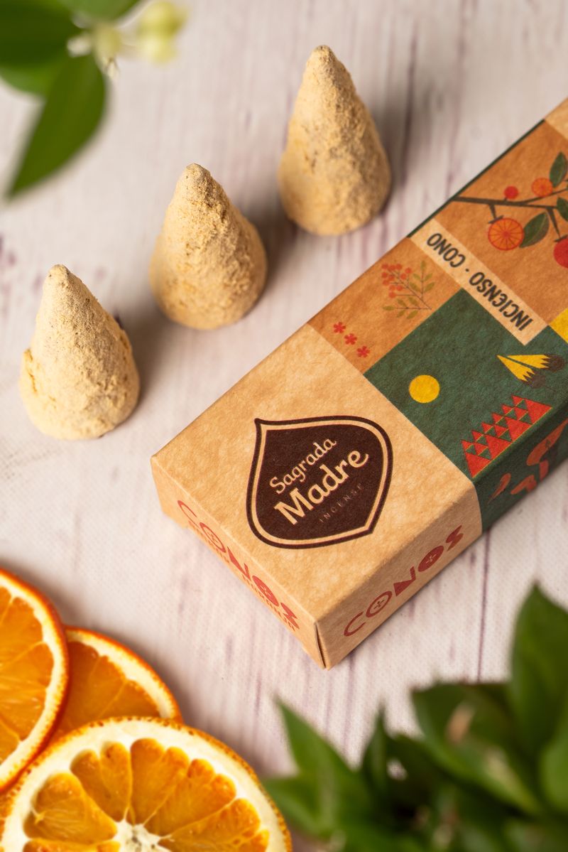 Sagrada Madre – Räucherkegel - Bernstein & Orange - Belebend - 8 Stk.