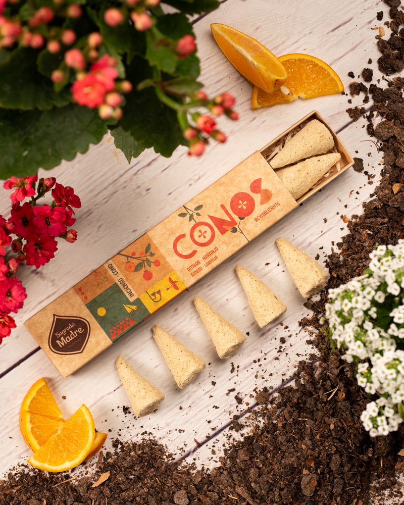 Sagrada Madre – Räucherkegel - Bernstein & Orange - Belebend - 8 Stk.