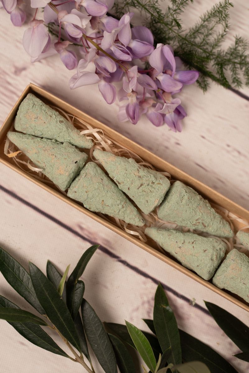 Sagrada Madre – Räucherkegel - Weinraute & Rosmarin - Schutz - 8 Stk.