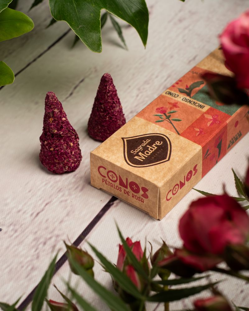 Sagrada Madre – Räucherkegel - Rosenblüten - Zieht Liebe an - 8 Stk.