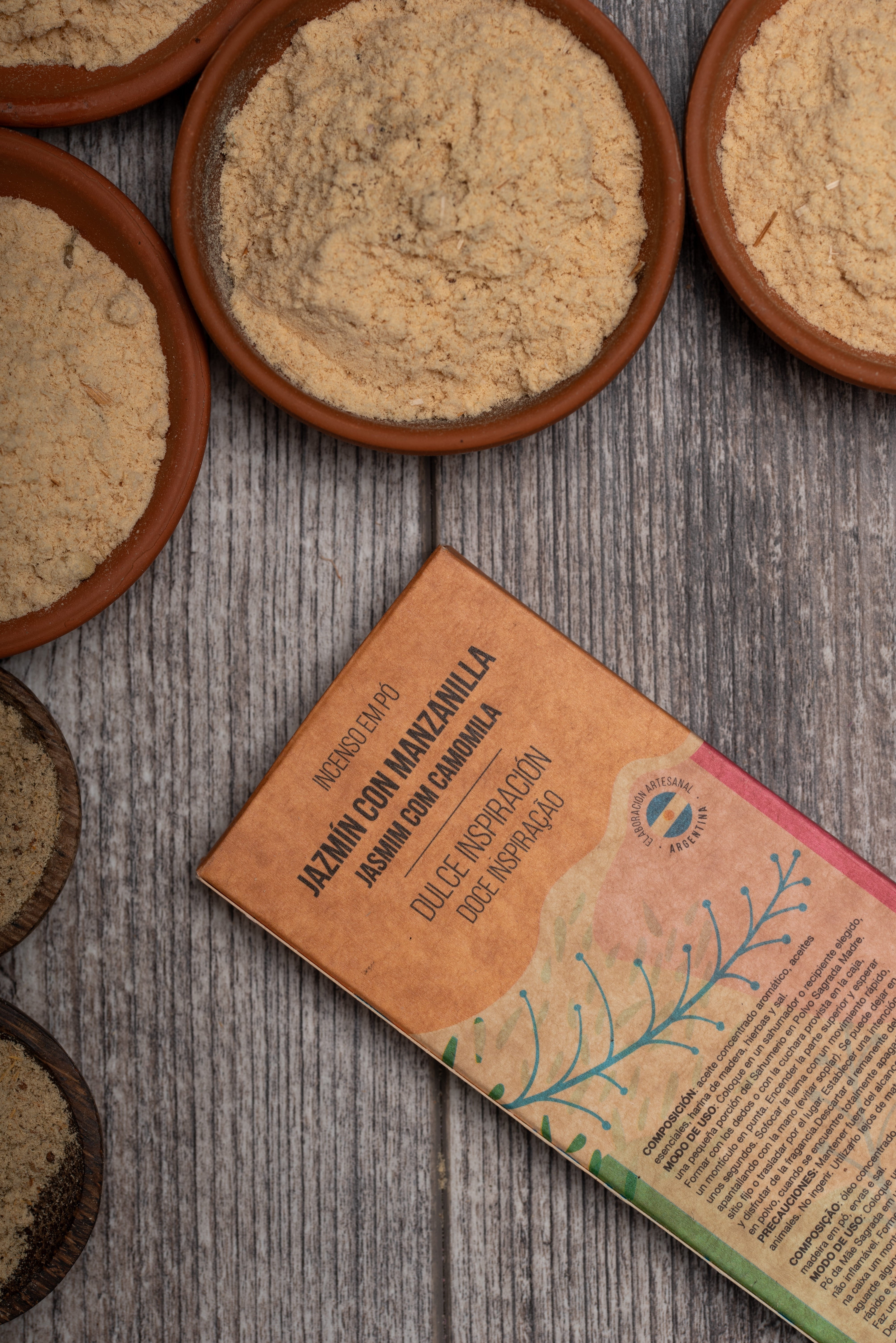 Sagrada Madre – Räucherpulver „Jasmin & Kamille“ - 45 g