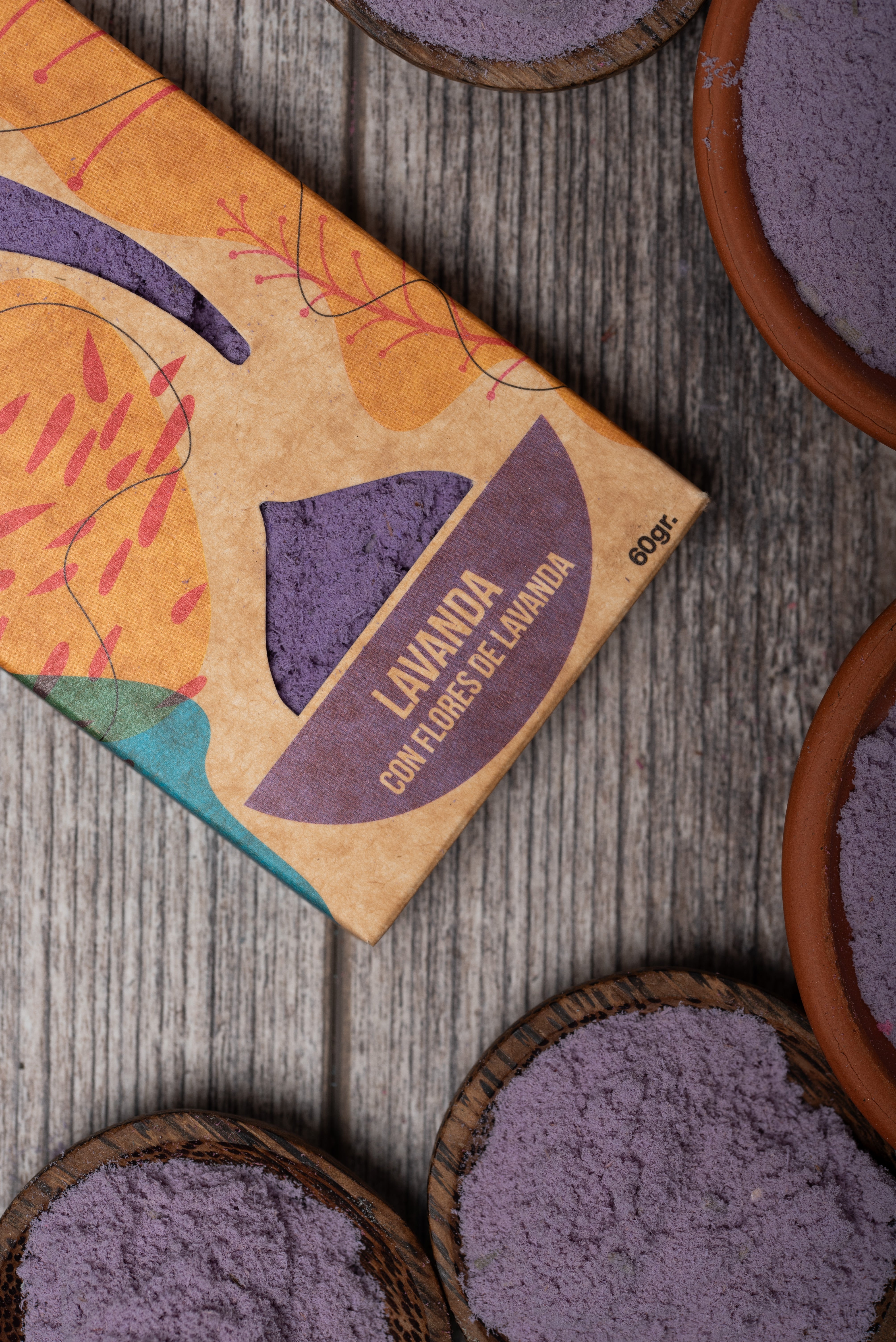 Sagrada Madre – Räucherpulver „Lavendel mit Lavendelblüten“ - 45 g