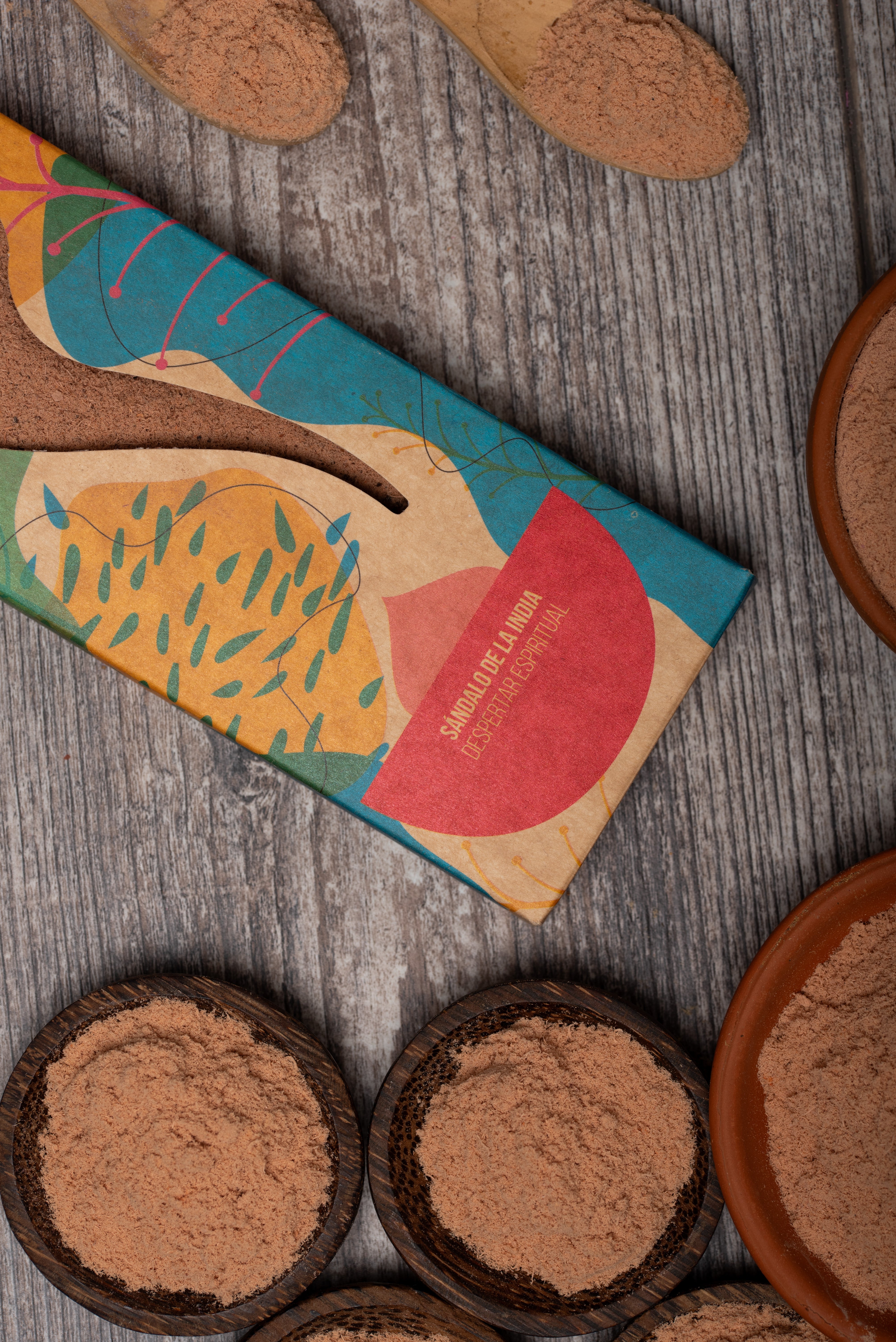 Sagrada Madre – Räucherpulver „Sandelholz aus Indien“ - 45 g