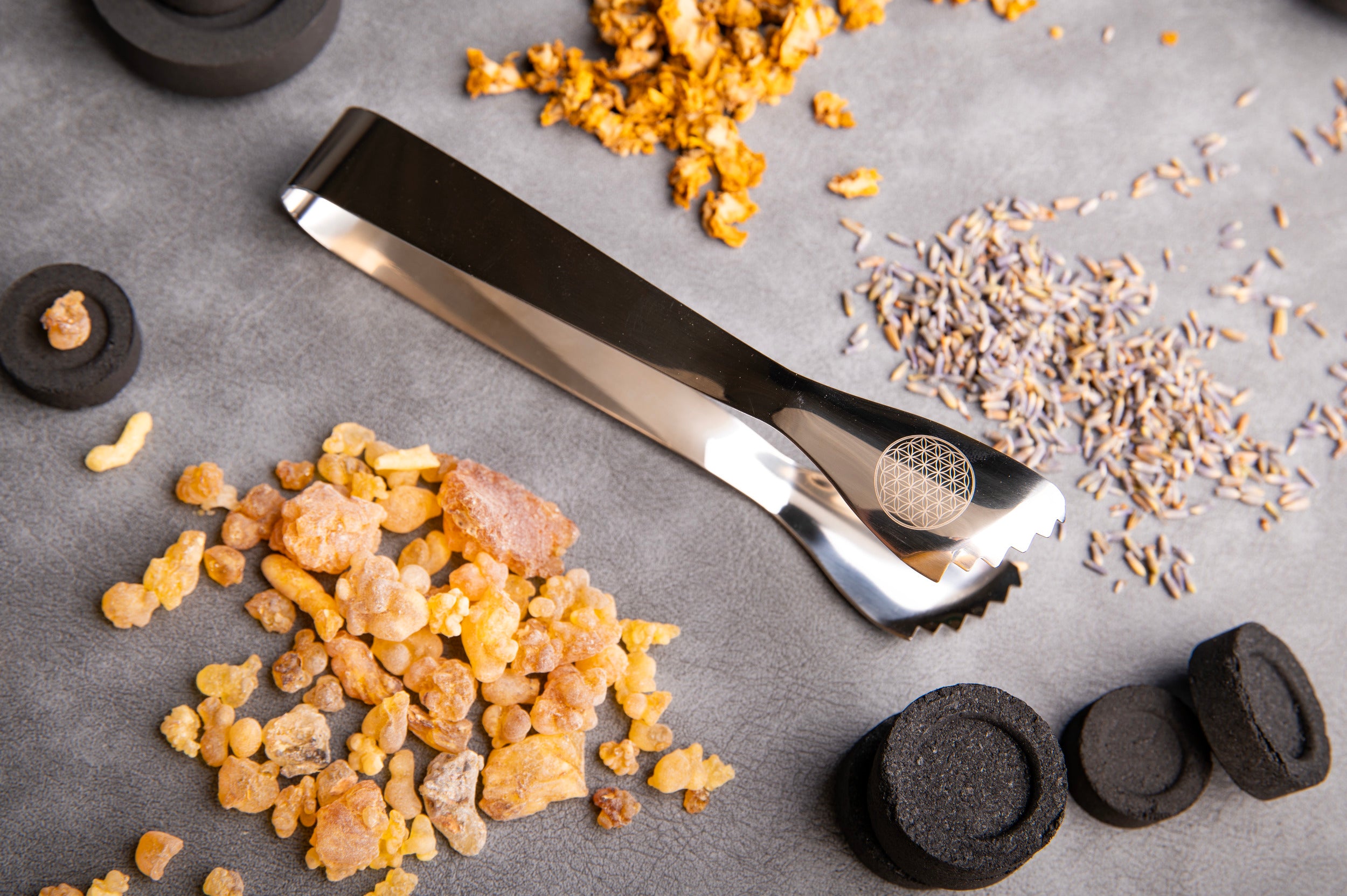 Räucherzange mit Blume des Lebens