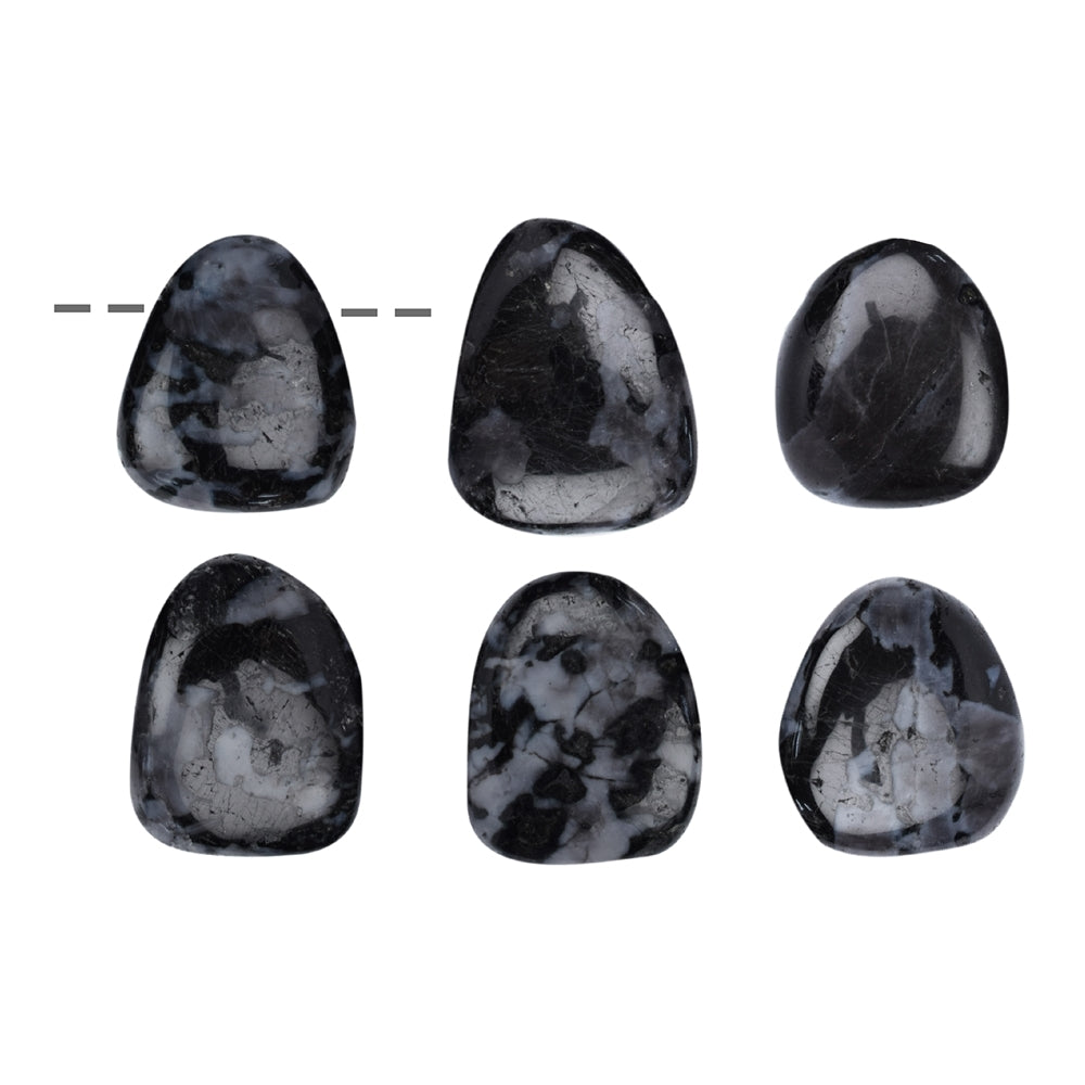 Trommelstein Gabbro (Mystic Merlinit) gebohrt