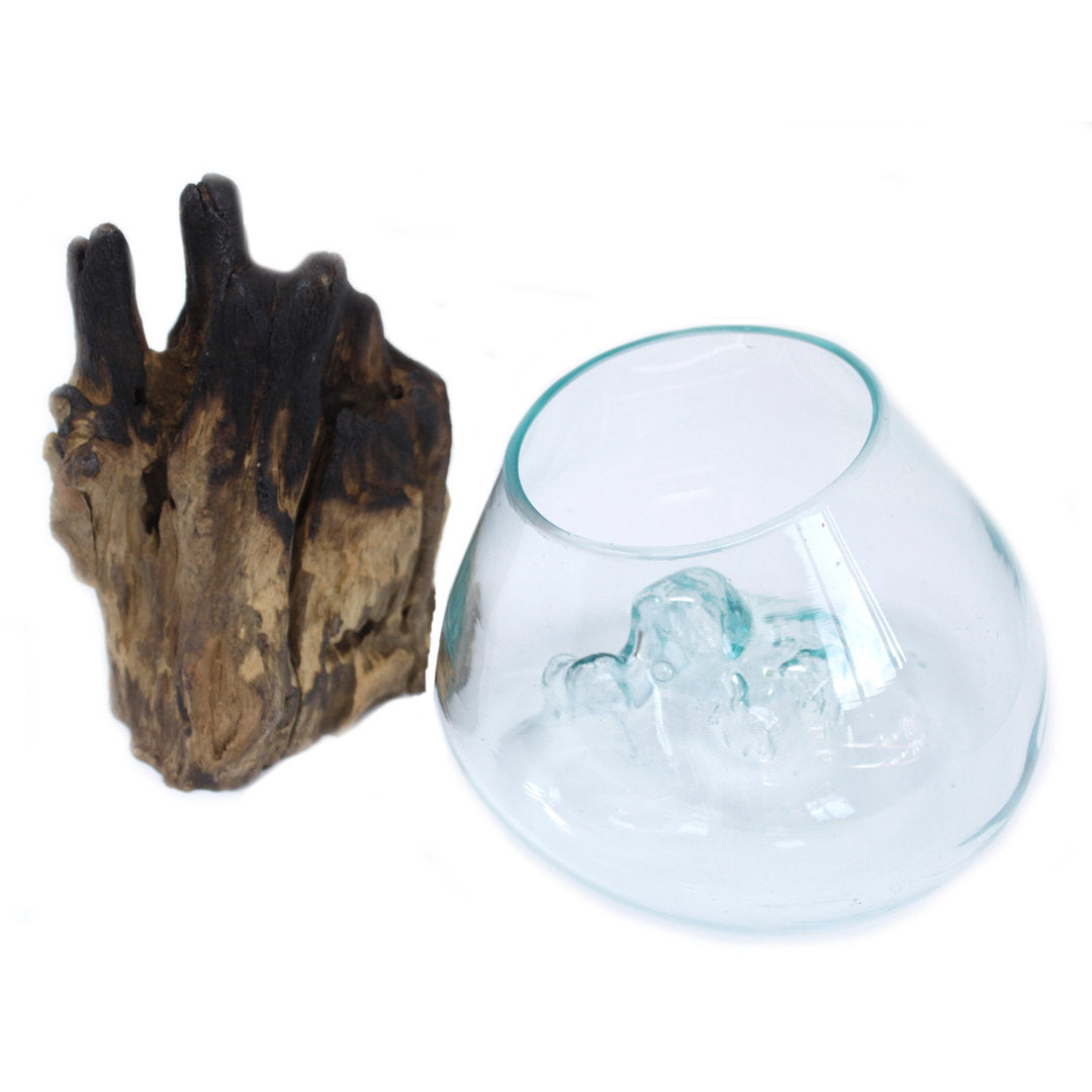 Geschmolzenes Glas auf Holz - große Schüssel