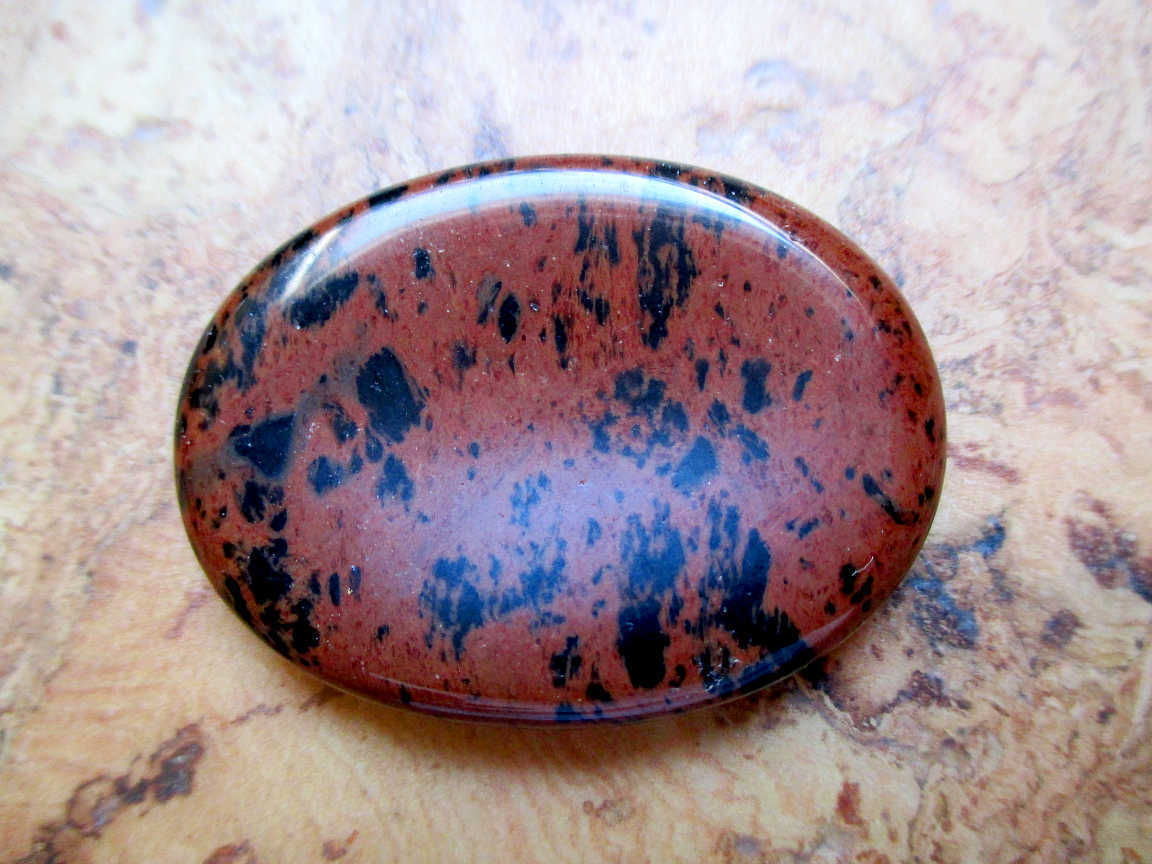 Daumenstein - Mahagoniobsidian