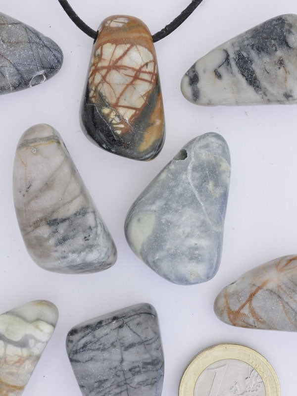 Picassomarmor - Trommelstein gebohrt - regelmäßige (symmetrische) Form