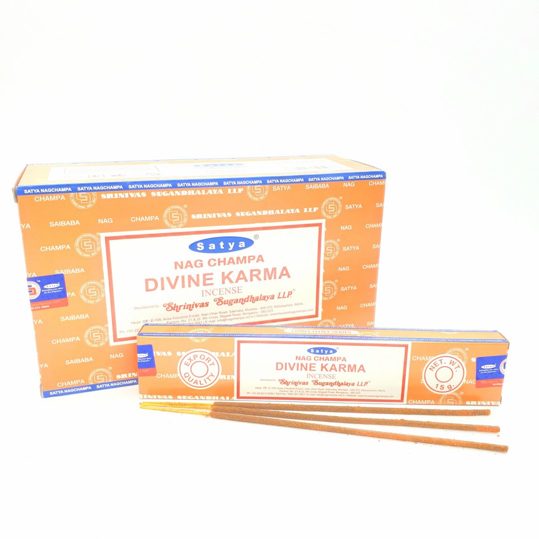 Satya Nag Champa Divine Karma (Göttliches Karma) - Räucherstäbchen 15 g