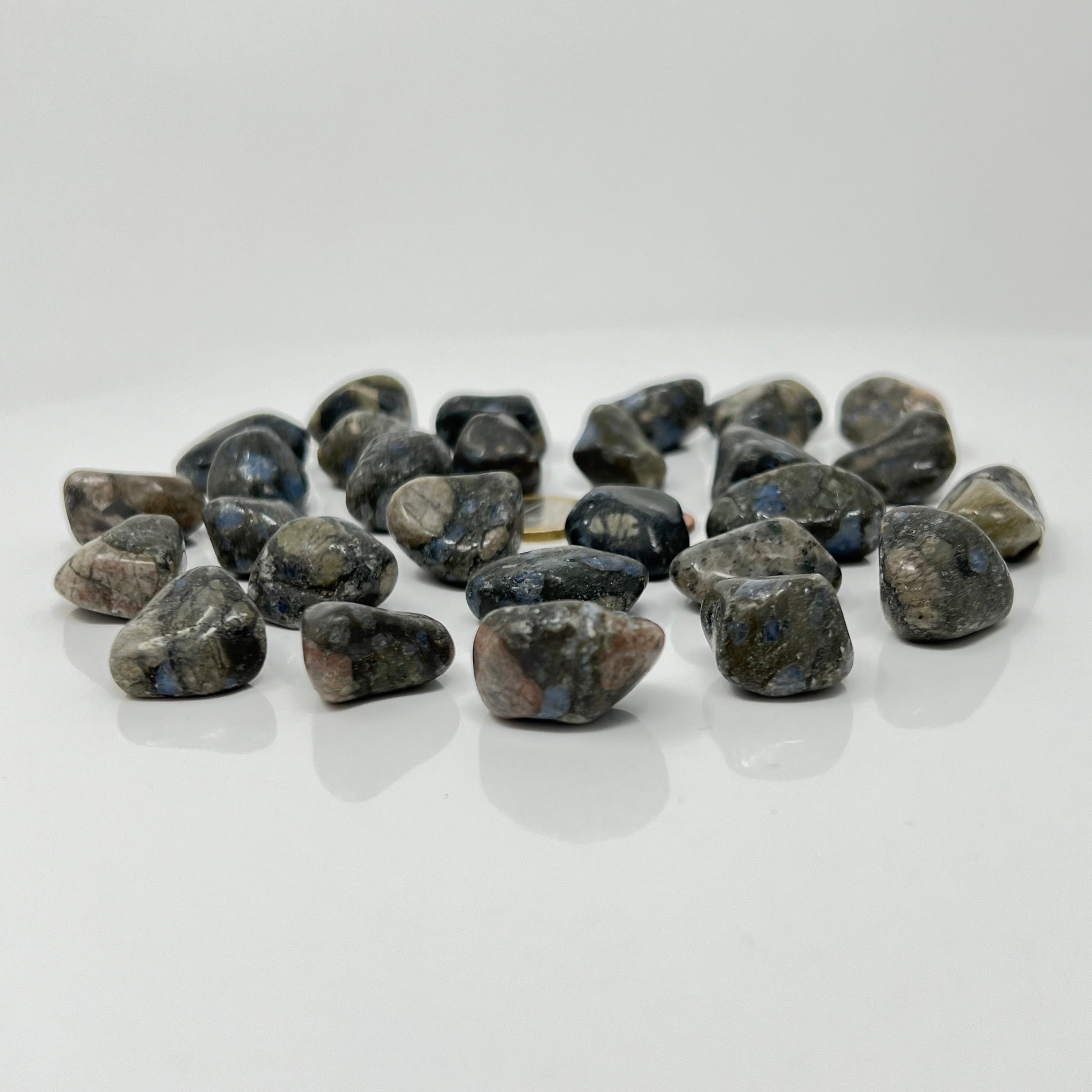 Blue Spot Stone - Trommelstein - Größe 1,5-3 cm