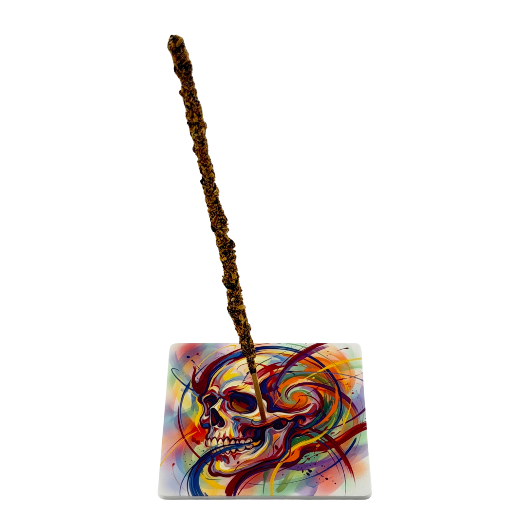 Ahnenschädel – Motiv 12 | Abstrakter Räucherstäbchenhalter aus Acryl - 10 × 10 cm