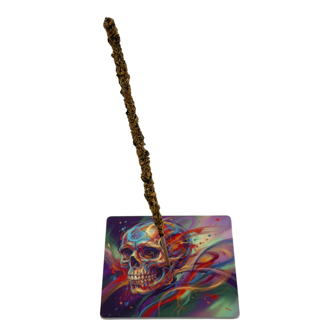 Ahnenschädel – Motiv 9 | Abstrakter Räucherstäbchenhalter aus Acryl - 10 × 10 cm