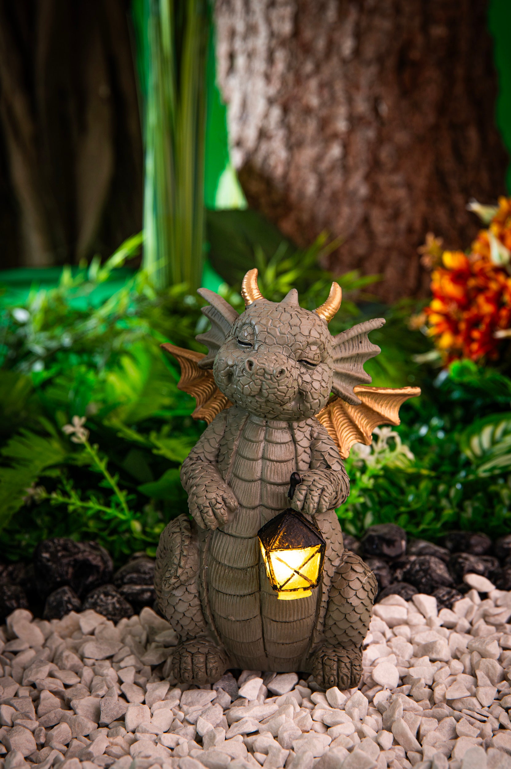 Babydrache Umi – mit Solarlicht - H: 18 cm