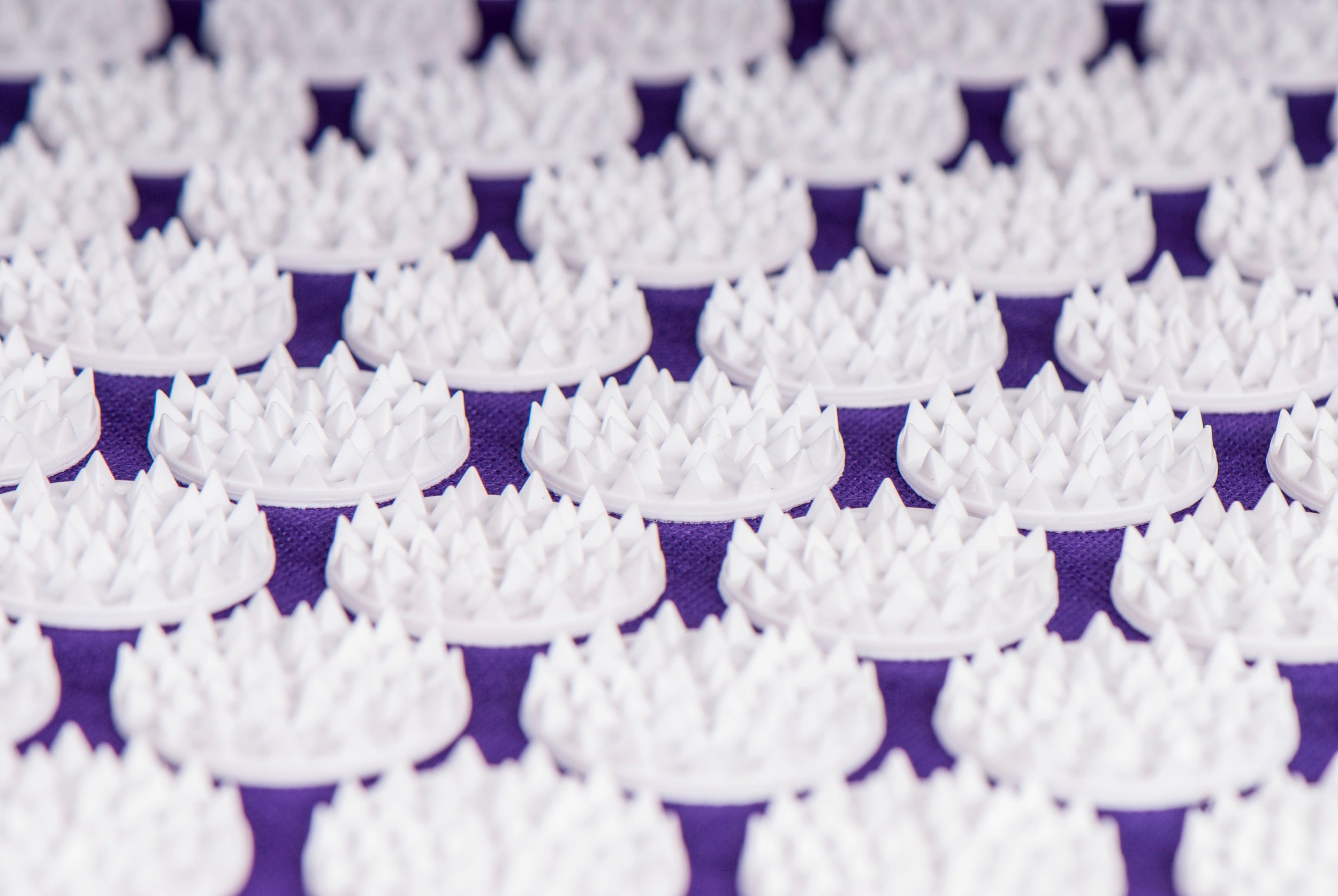 Berk Balance - Akupressurmatte – 78 × 45 cm – Blume des Lebens