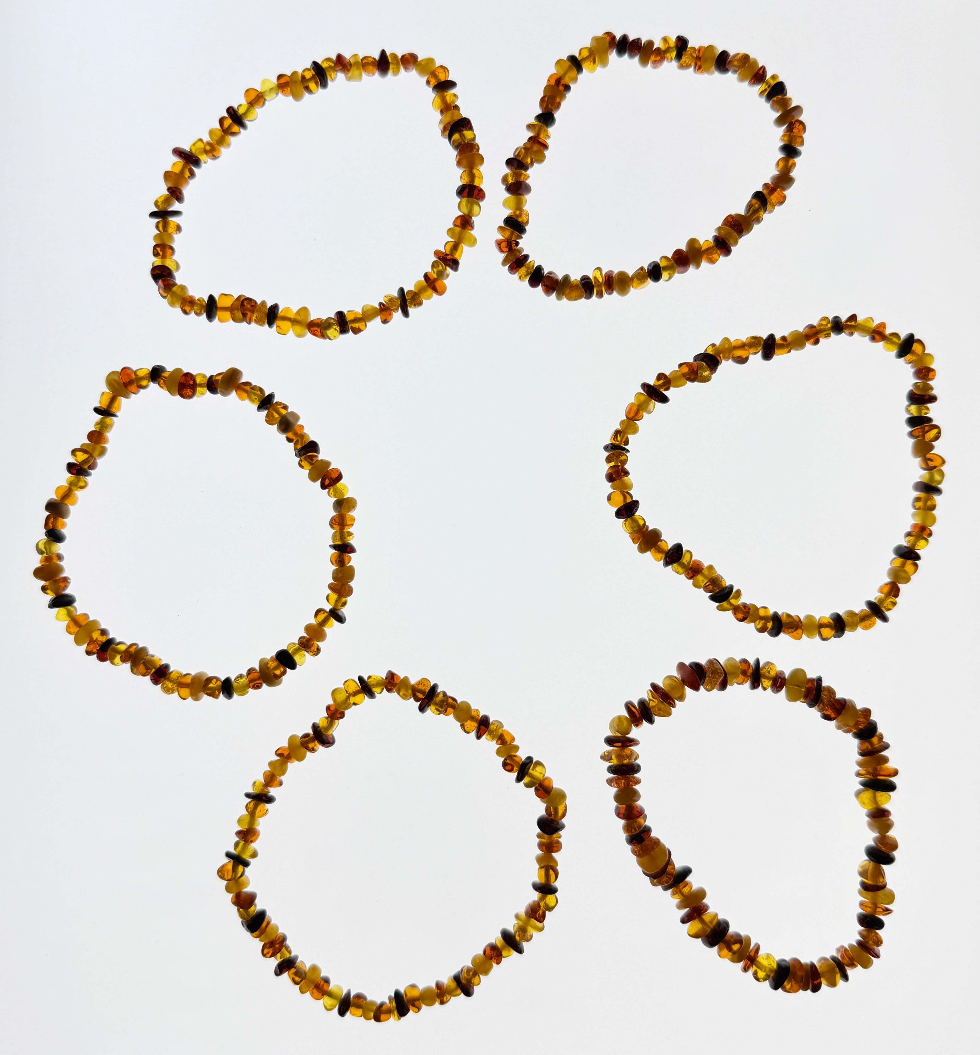 Bernstein – Splitterarmband bunt, mini Steinchen (elastisch, ca. 18 cm)
