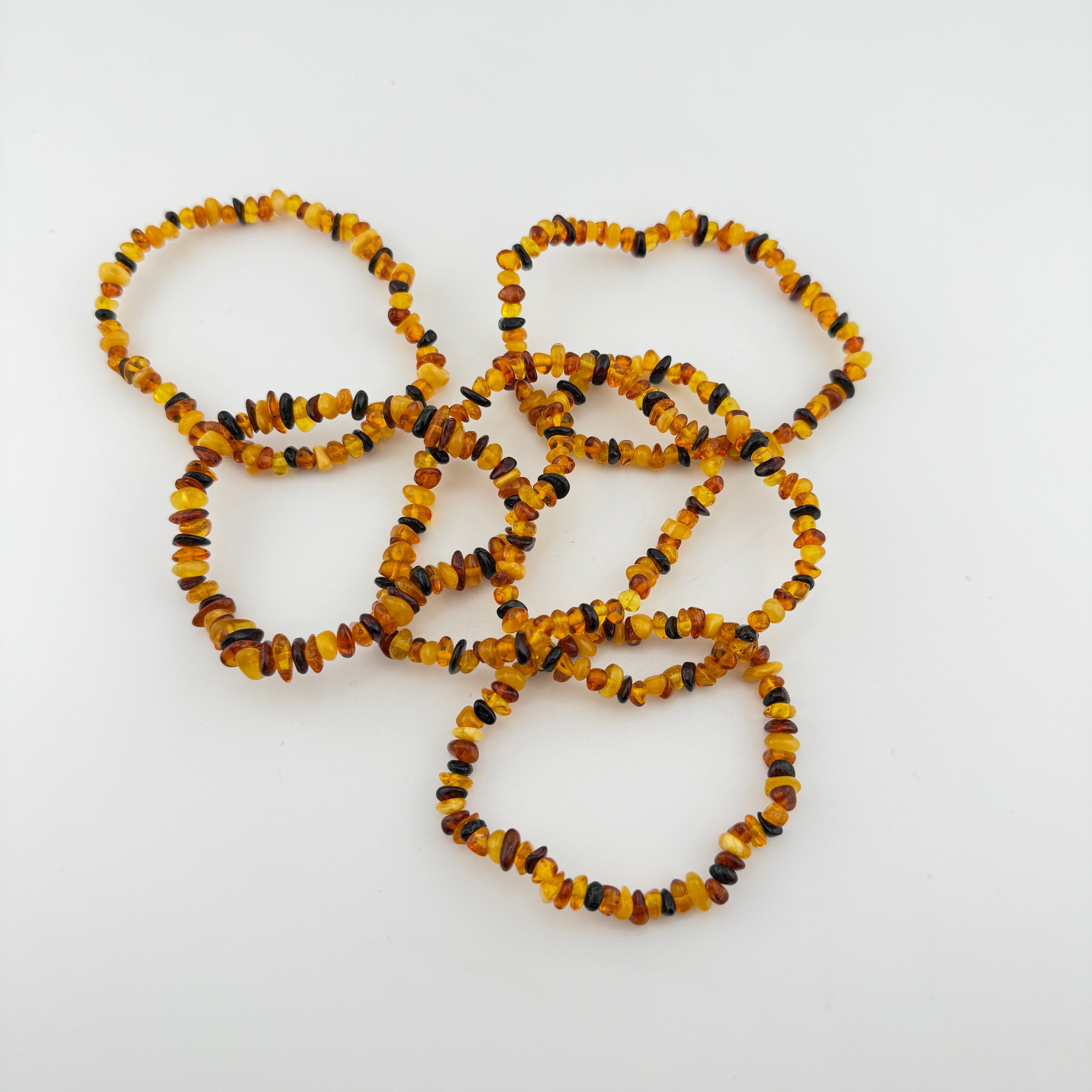 Bernstein – Splitterarmband bunt, mini Steinchen (elastisch, ca. 18 cm)