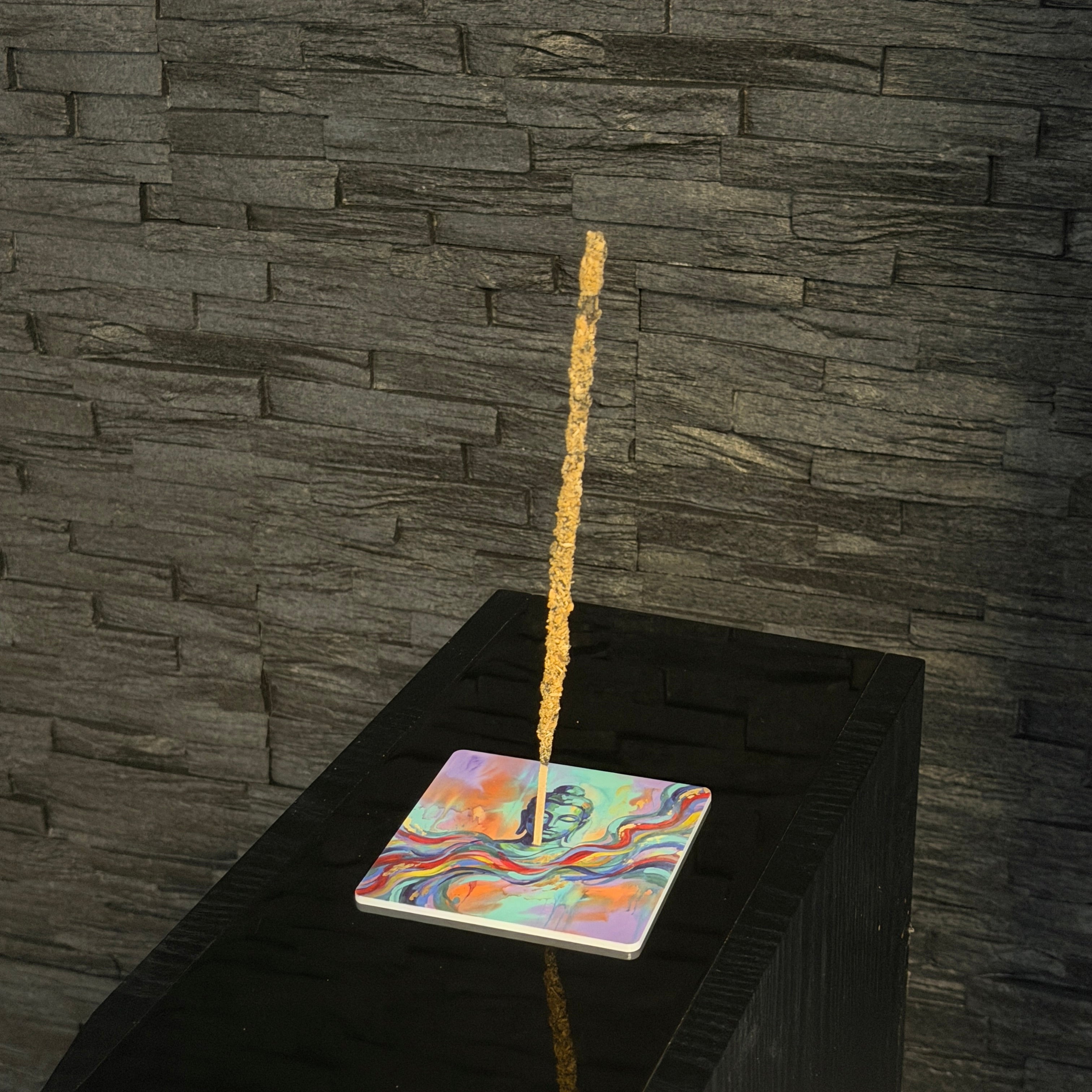 Buddha – Motiv 6 | Abstrakter Räucherstäbchenhalter aus Acryl - 10 × 10 cm