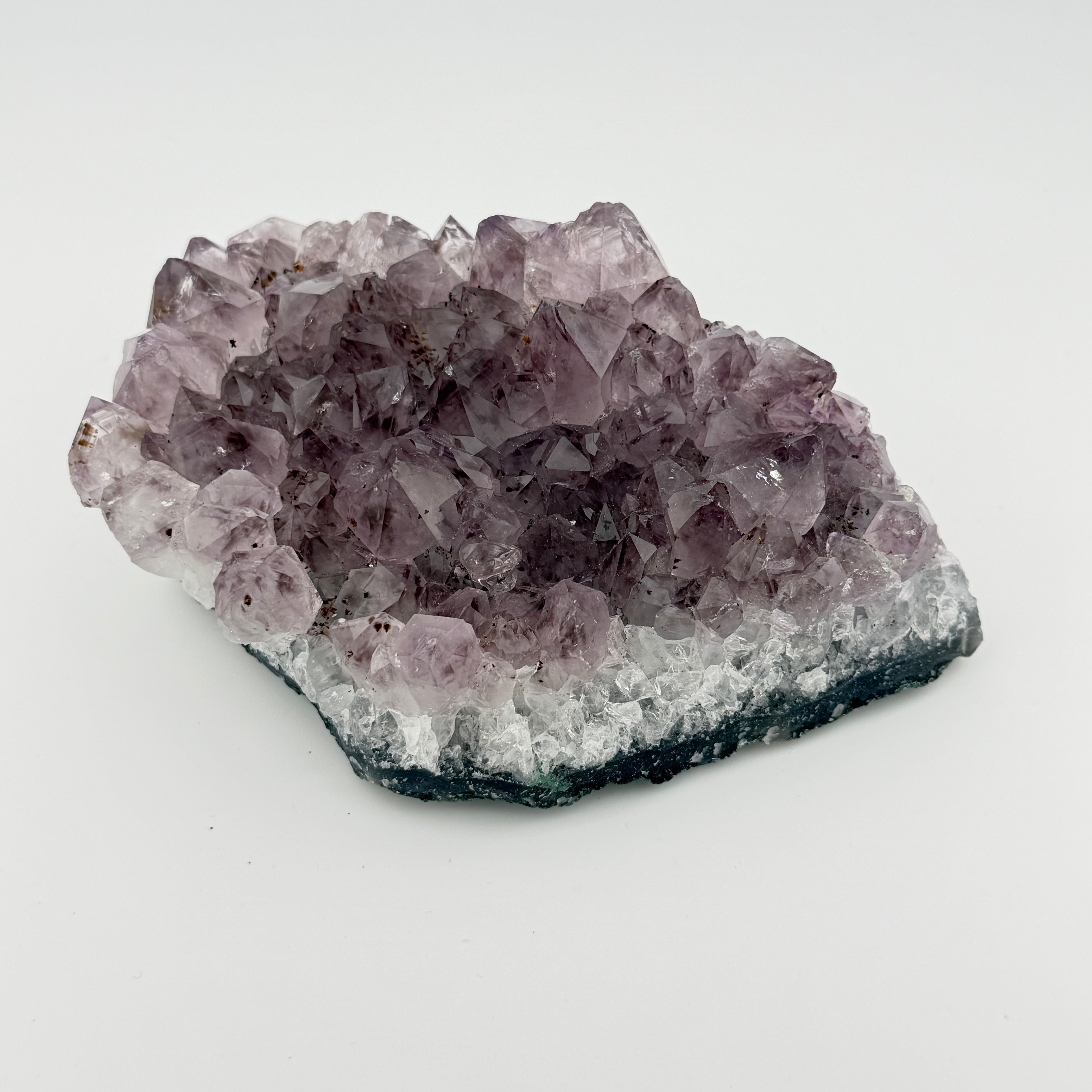 Amethystdrusenstück – B-Qualität – Brasilien – Unikat 06 (ca. 0,8 kg)