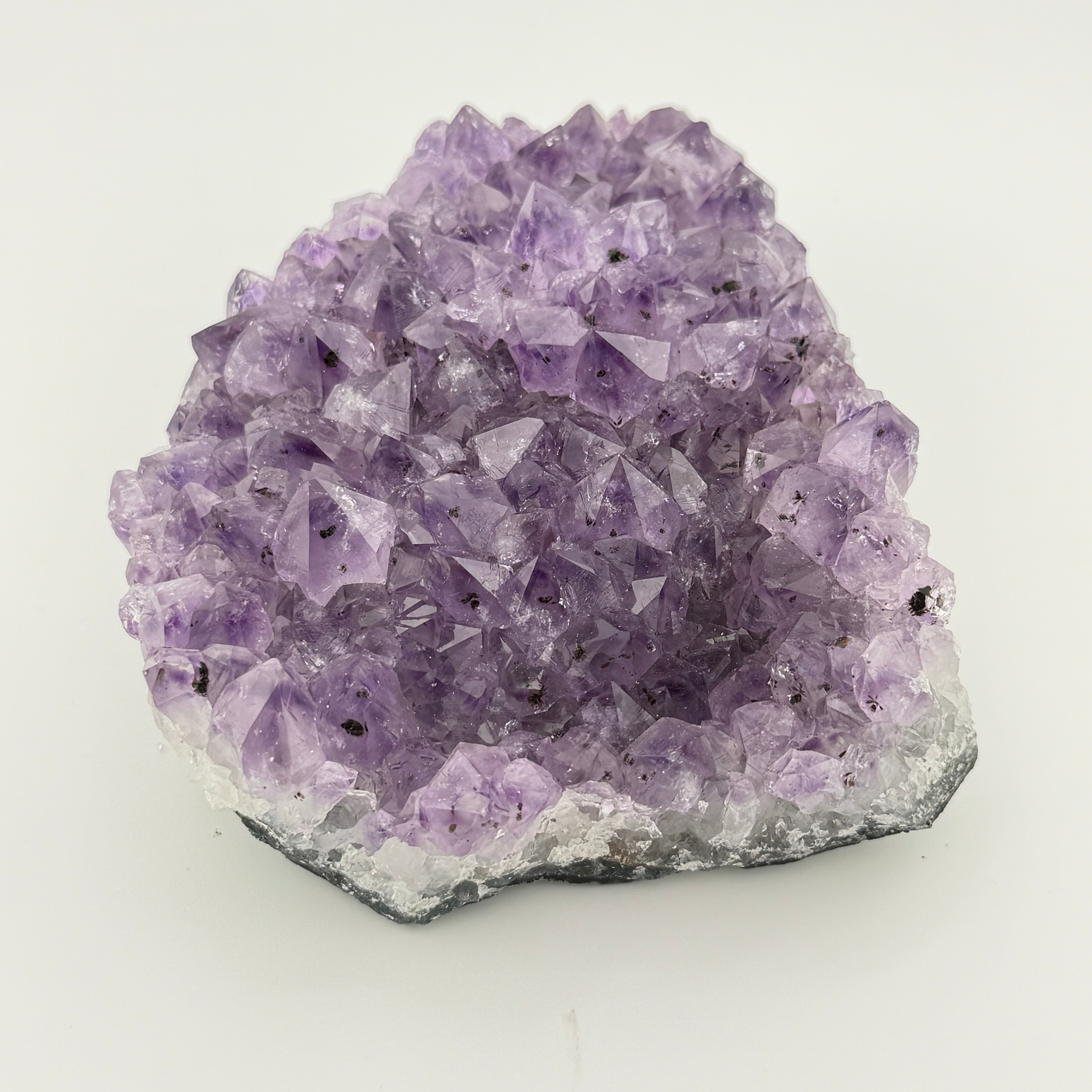 Amethyst Drusenstück Unikat 8 – A-Qualität – 689 g - Maße: 13 x 10 x 4,5 cm – Naturkristall aus Brasilien für Schutz und Klarheit