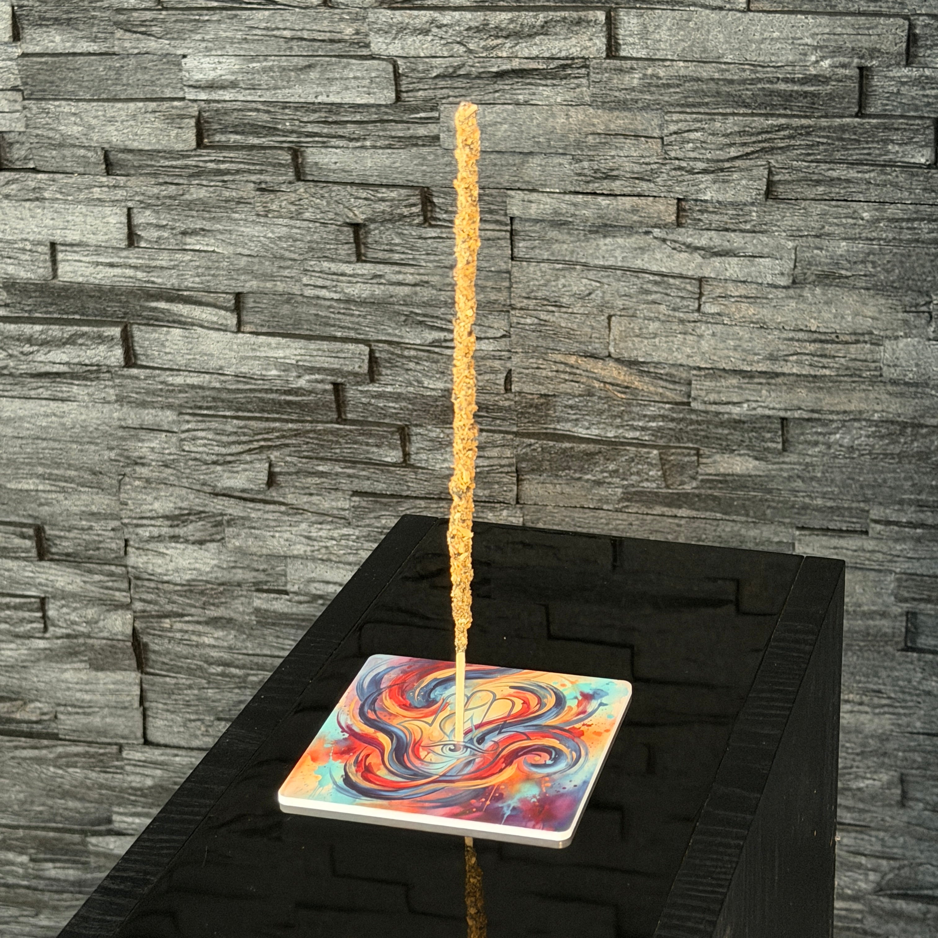 Hamsa – Motiv 2 | Abstrakter Räucherstäbchenhalter aus Acryl - 10 × 10 cm