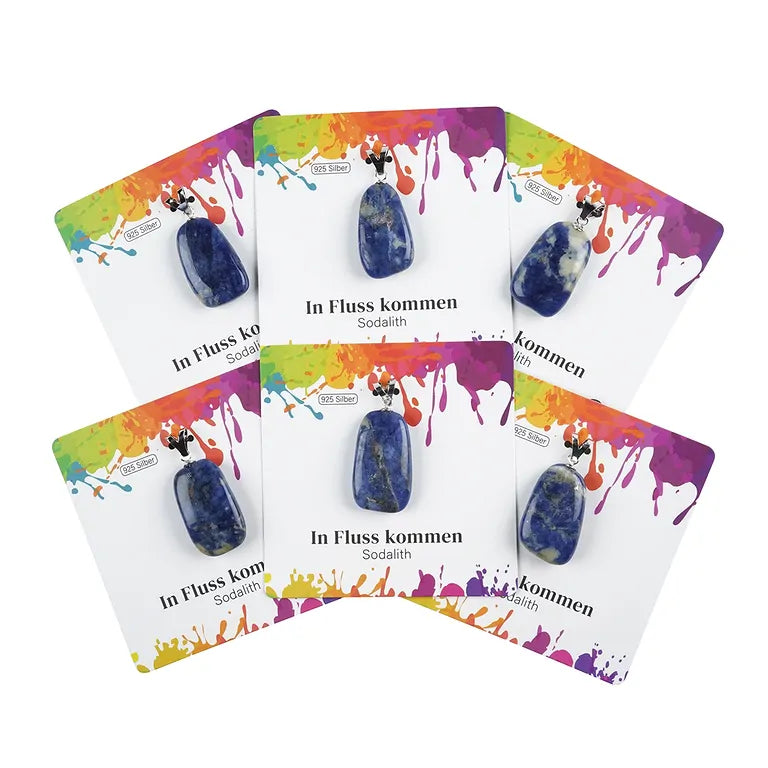 In Fluss kommen – Sodalith Trommelstein 2,5–3 cm mit 925er Silber-V-Öse - groß