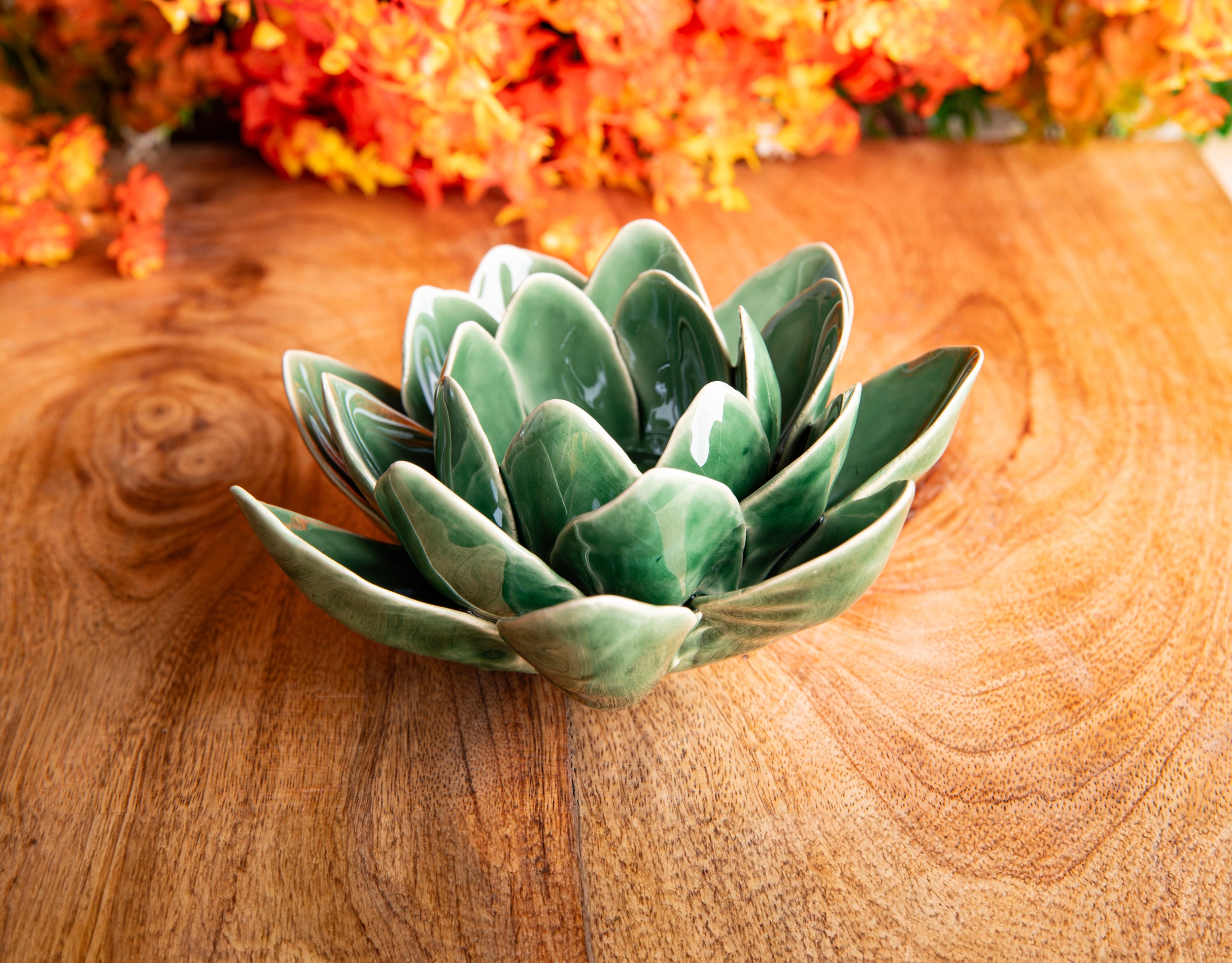 Keramikgefäß Lotus – Grün – groß - H 8 cm, Ø 17 cm