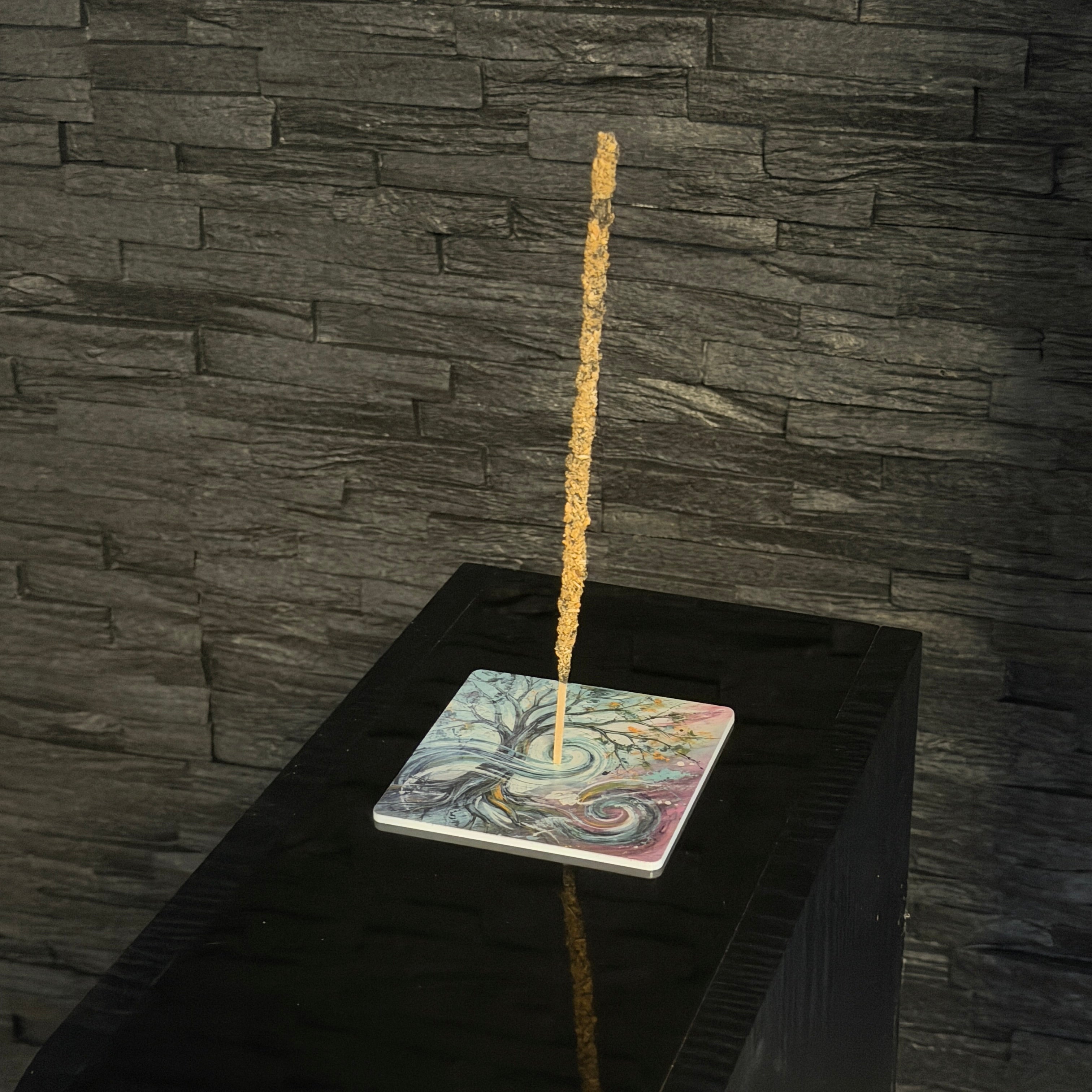 Lebensbaum – Motiv 11 | Abstrakter Räucherstäbchenhalter aus Acryl - 10 × 10 cm