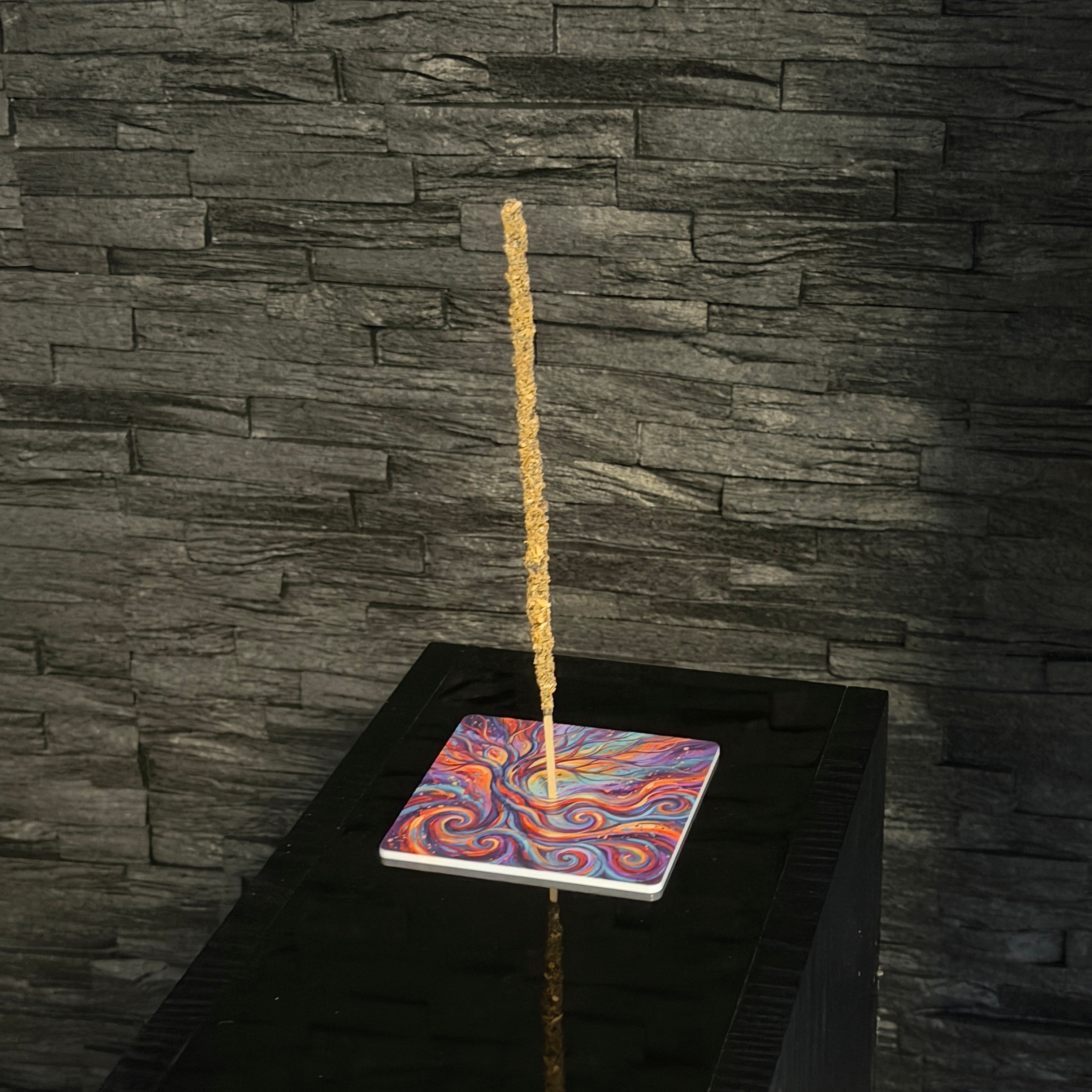 Lebensbaum – Motiv 9 | Abstrakter Räucherstäbchenhalter aus Acryl - 10 × 10 cm