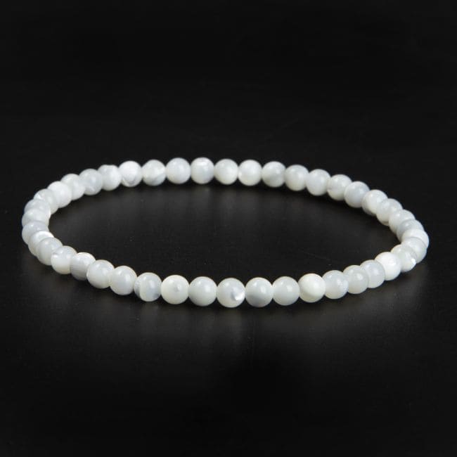 Perlmutt Armband – Weißer Perlglanz (4 mm, A-Qualität)